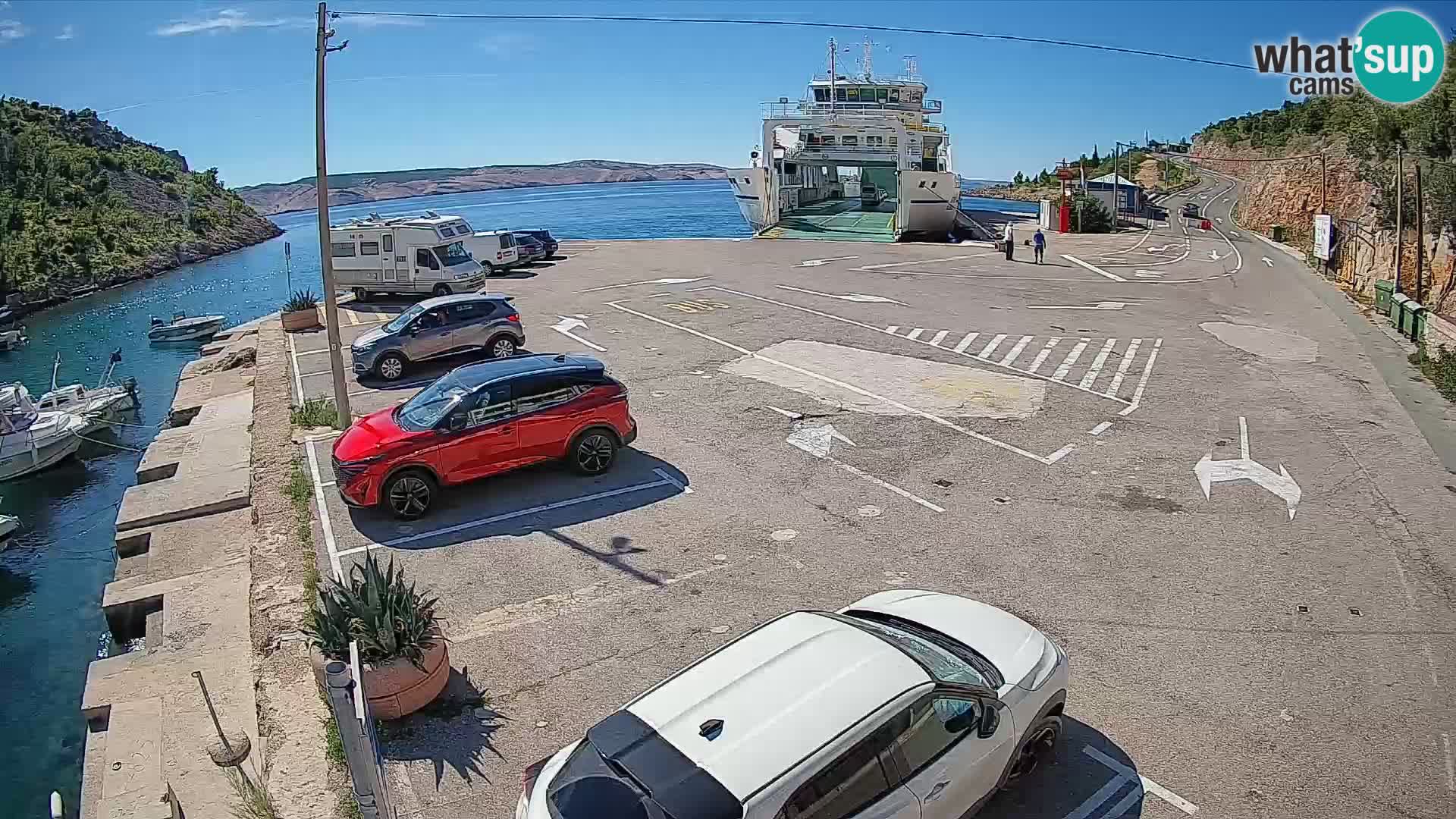 Webcam del puerto de ferris de Prizna – hacia la isla de Pag