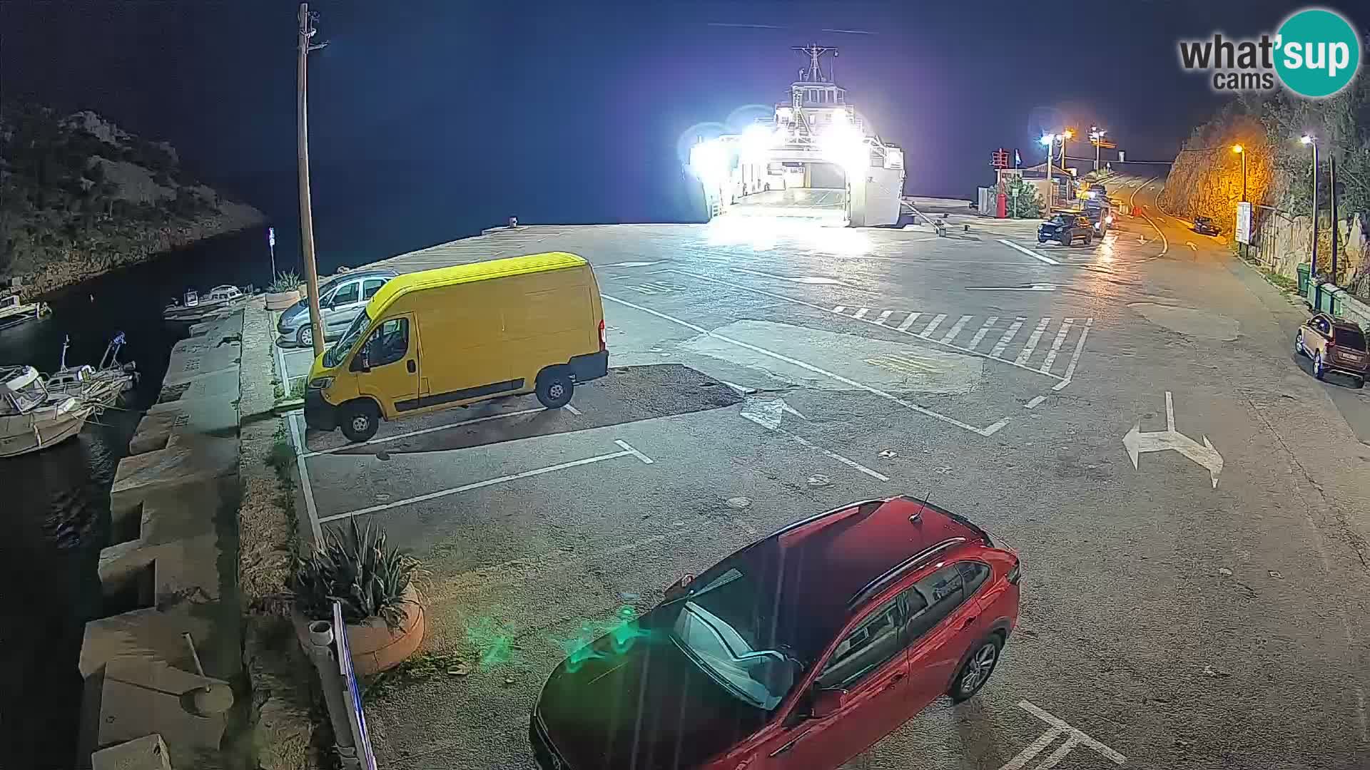 Webcam Prizna ferry port to Pag island