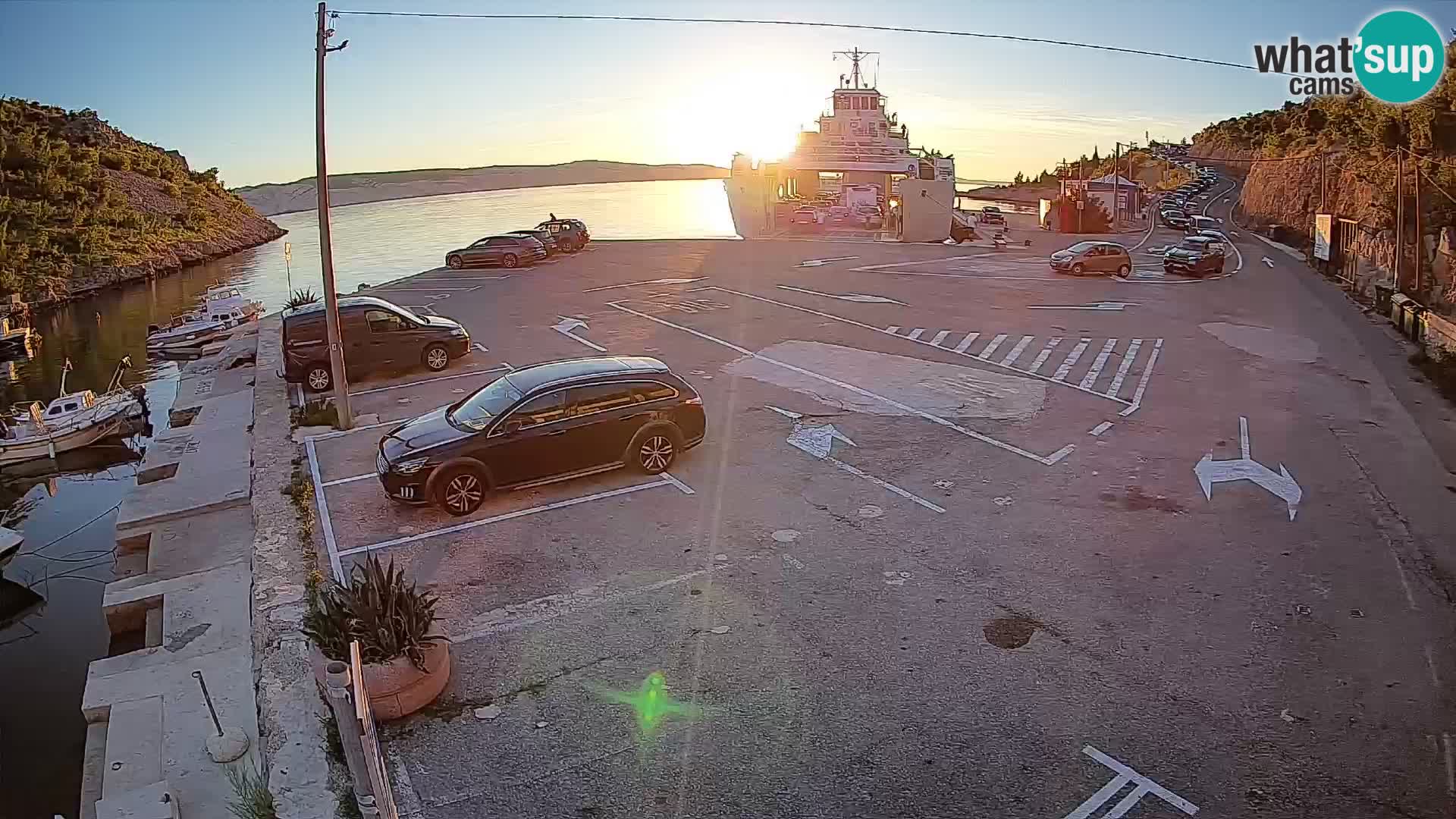 Webcam Prizna ferry port to Pag island