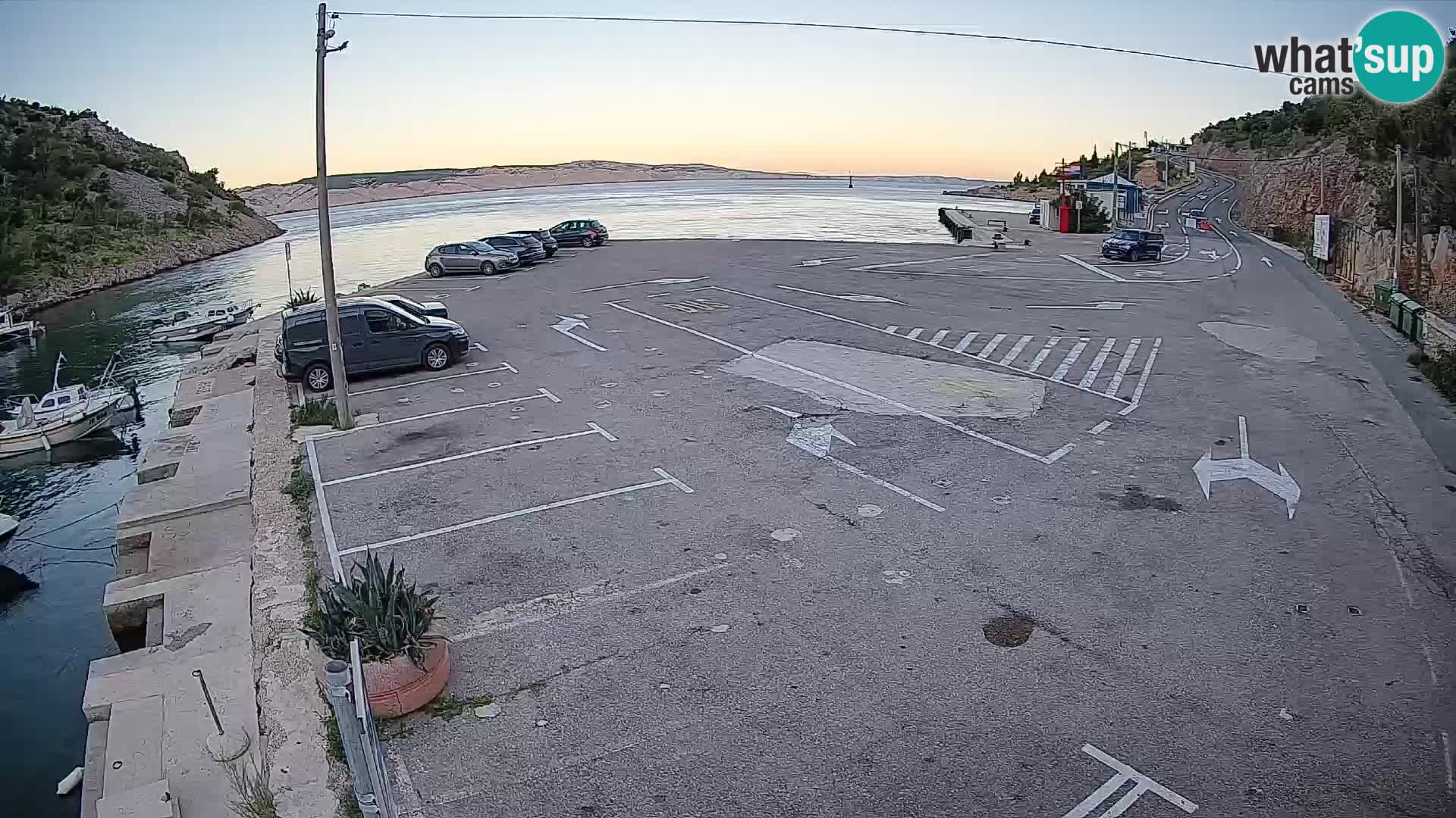 Webcam Prizna ferry port to Pag island