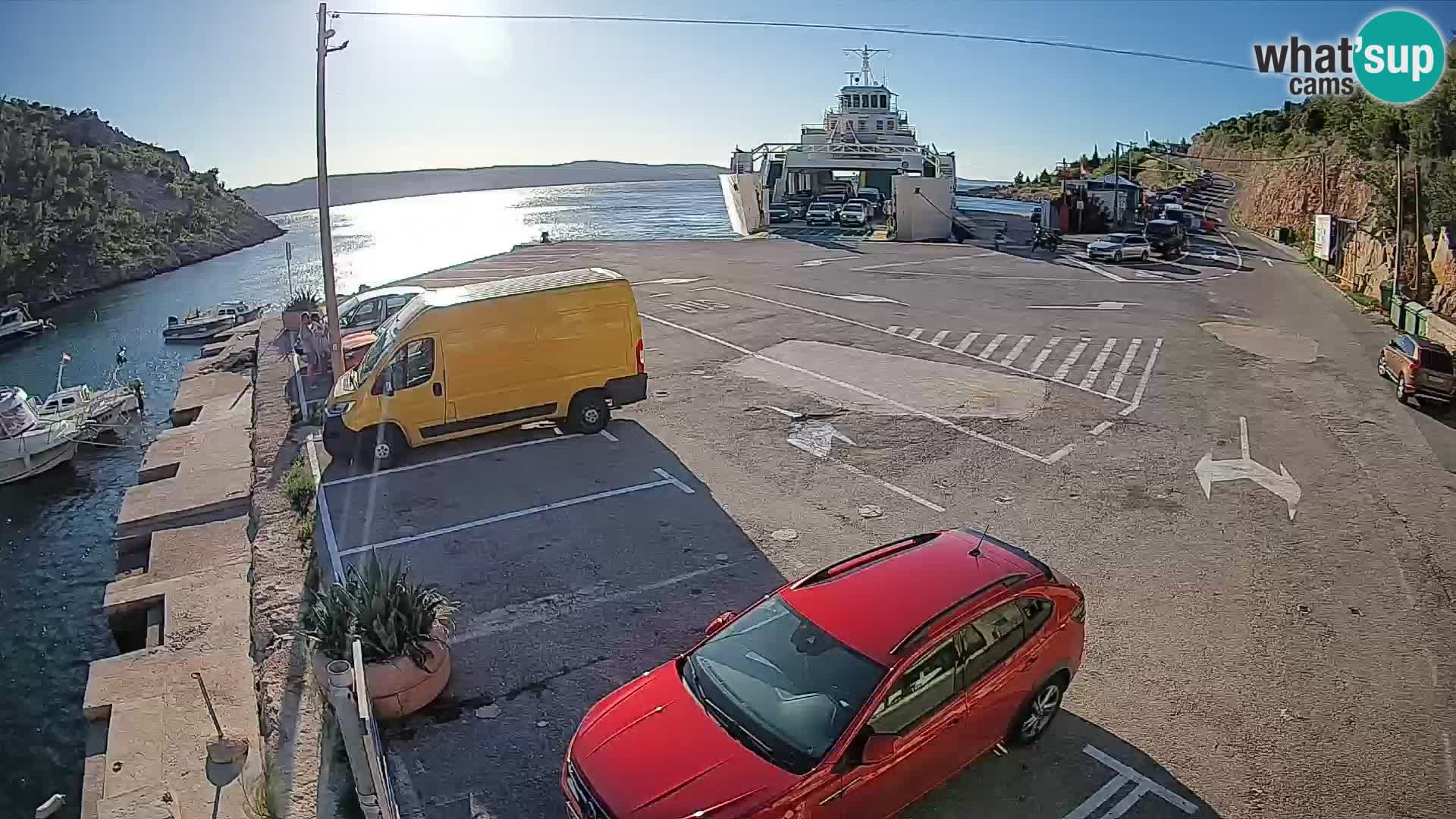 Webcam port de ferry de Prizna – vers l’île de Pag