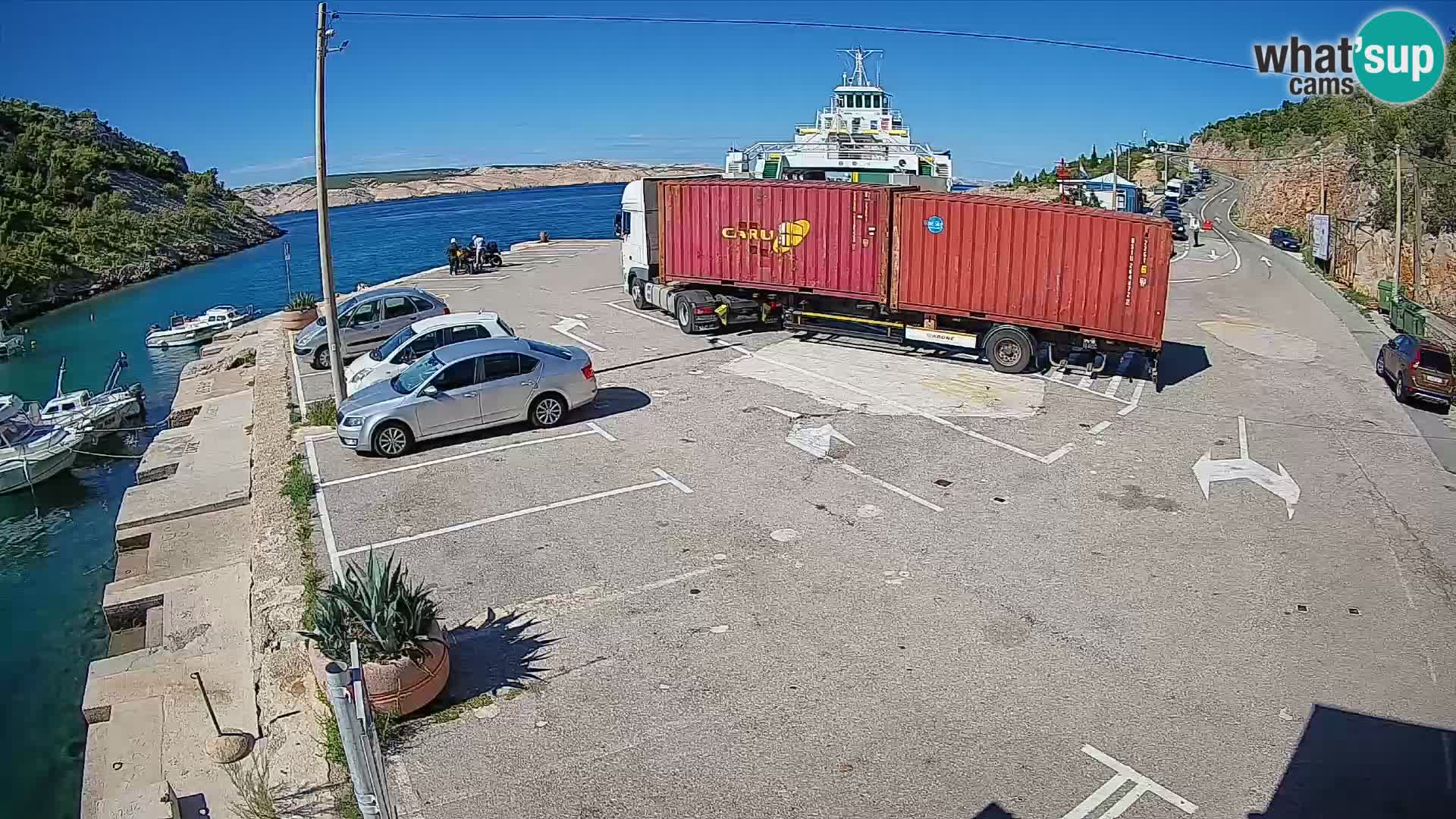 Web kamera trajektna luka Prizna – prema otoku Pag