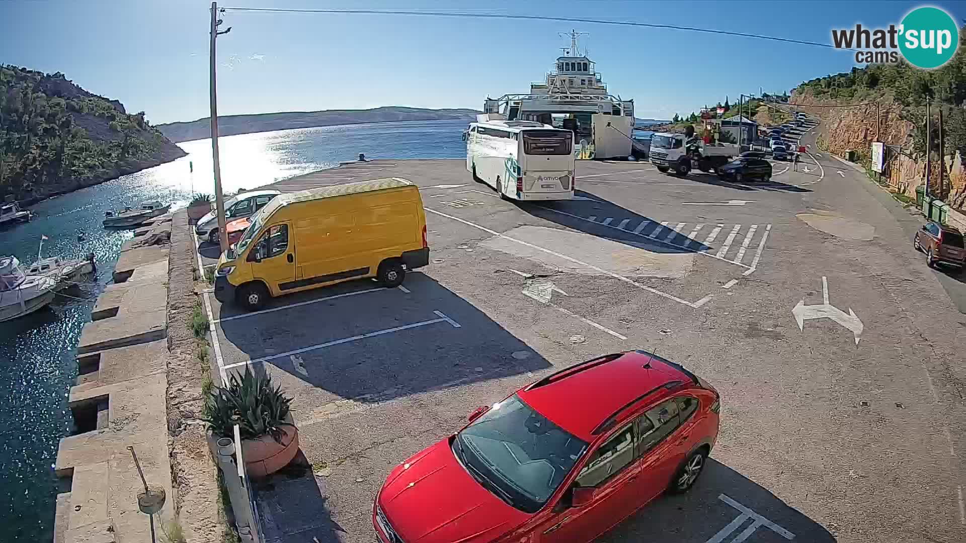 Webcam Prizna ferry port to Pag island
