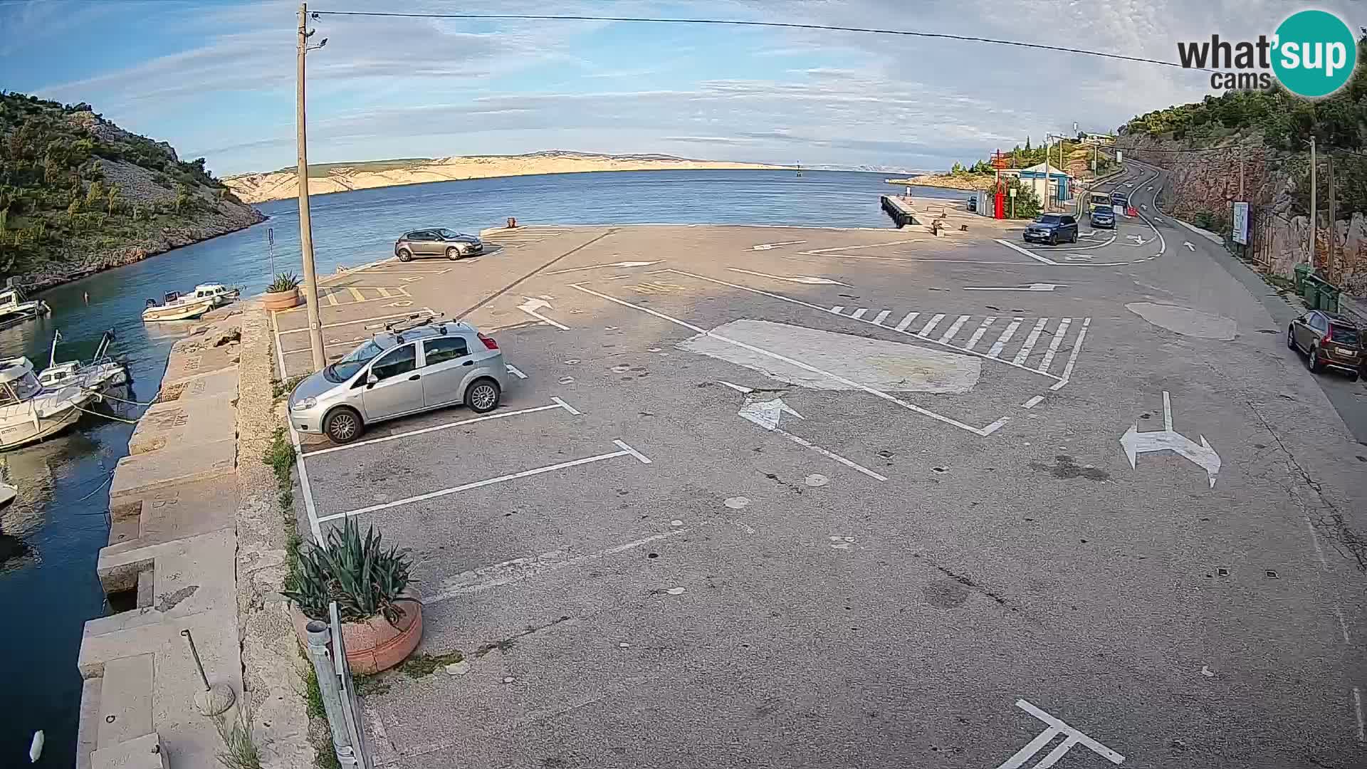 Webcam Prizna ferry port to Pag island