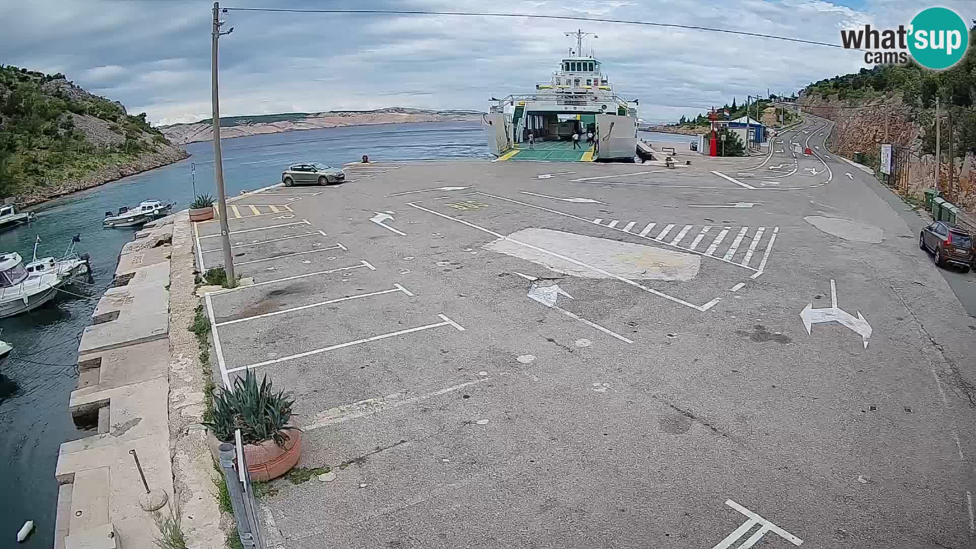 Webcam port de ferry de Prizna – vers l’île de Pag