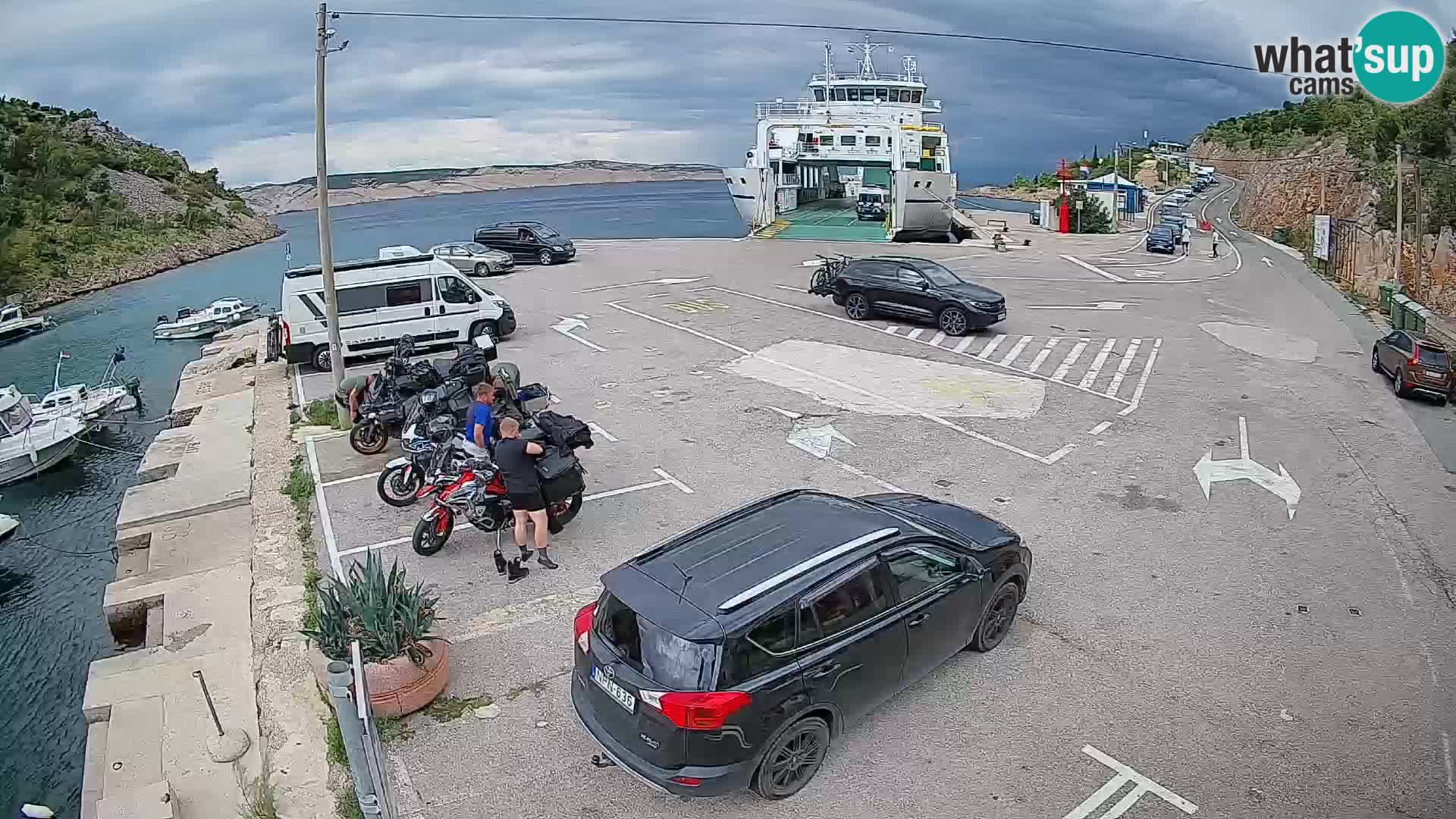 Webcam Prizna ferry port to Pag island