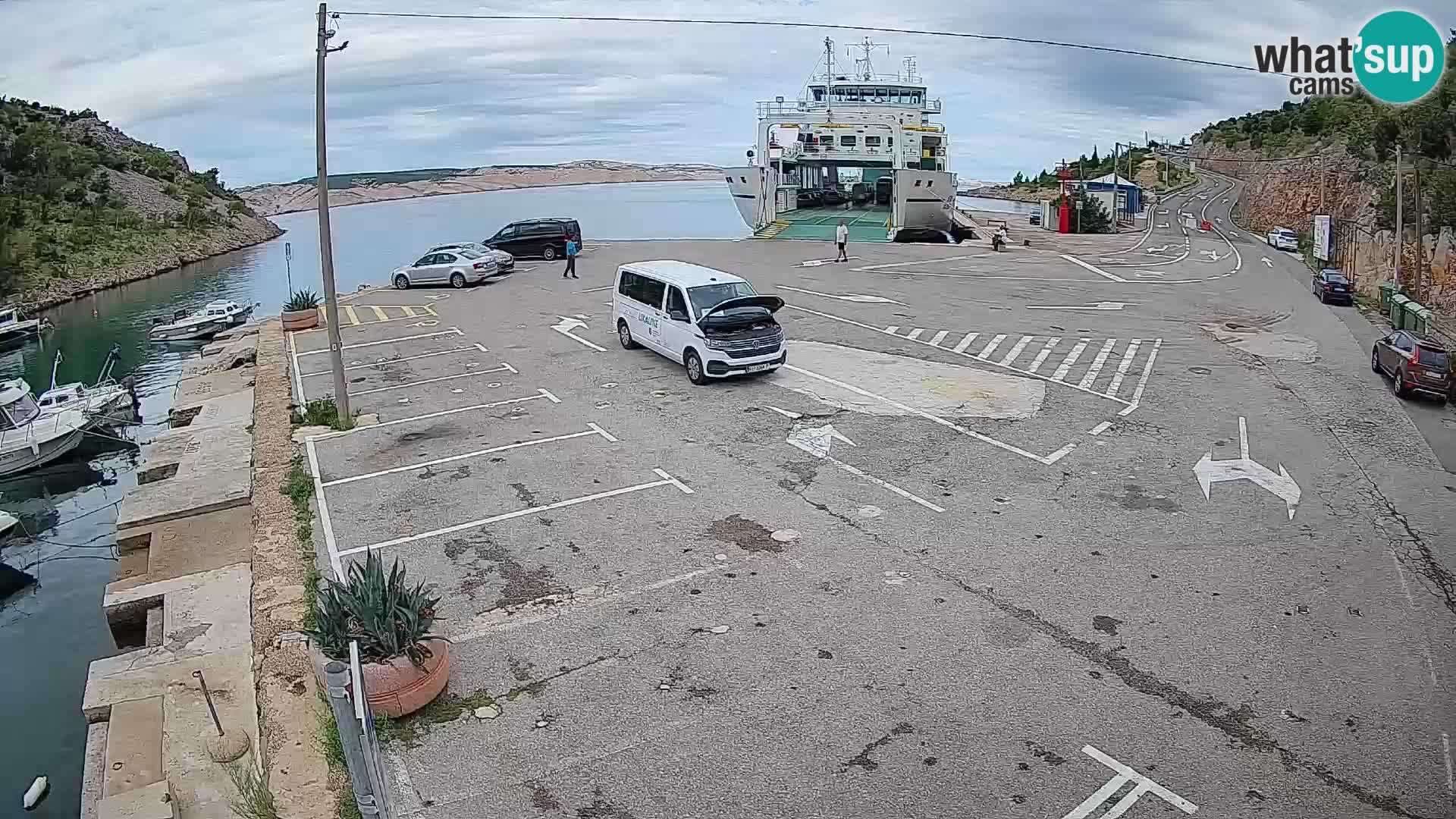 Webcam Prizna ferry port to Pag island