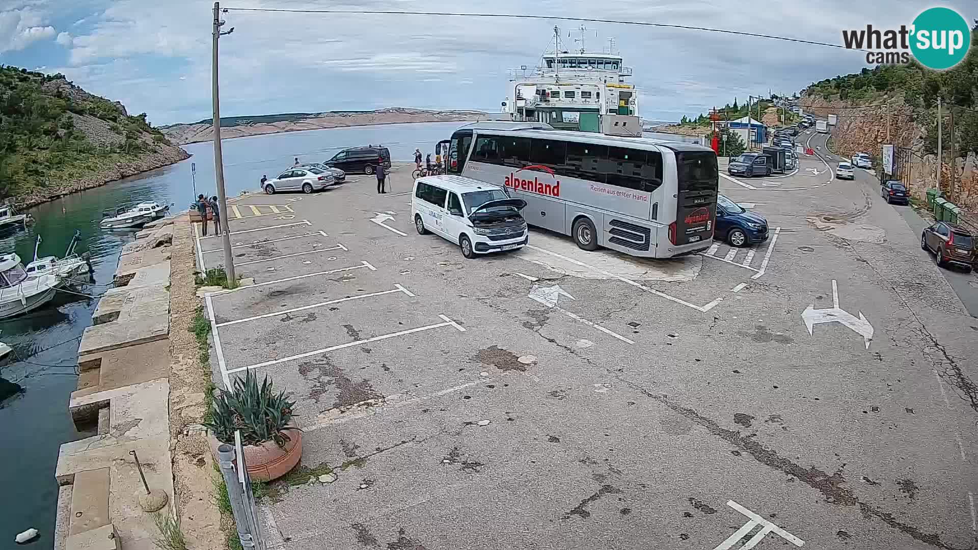Webcam Prizna ferry port to Pag island