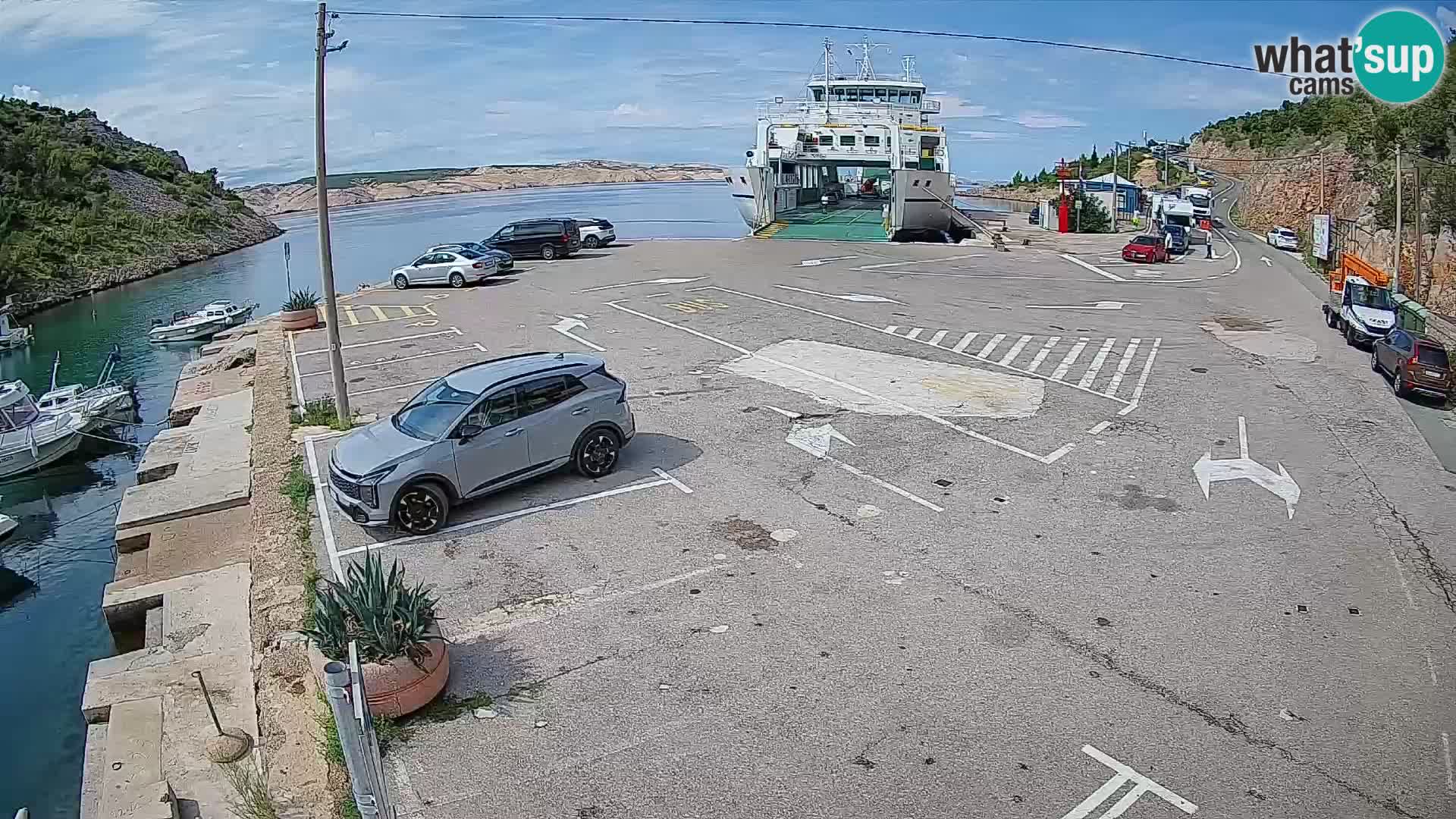 Webcam Prizna ferry port to Pag island