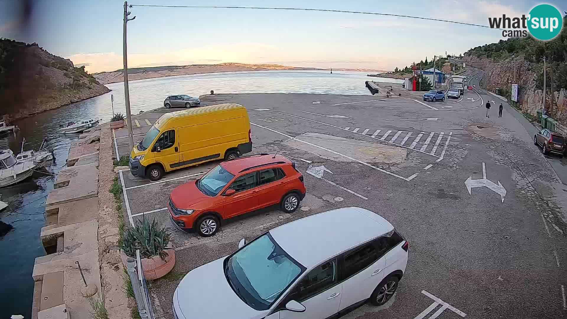 Webcam Prizna ferry port to Pag island