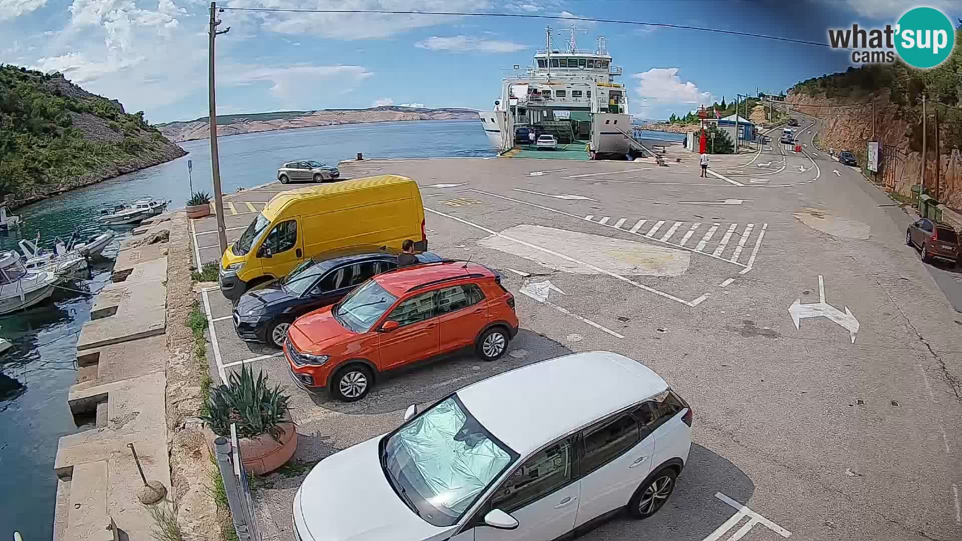 Webcam Prizna ferry port to Pag island