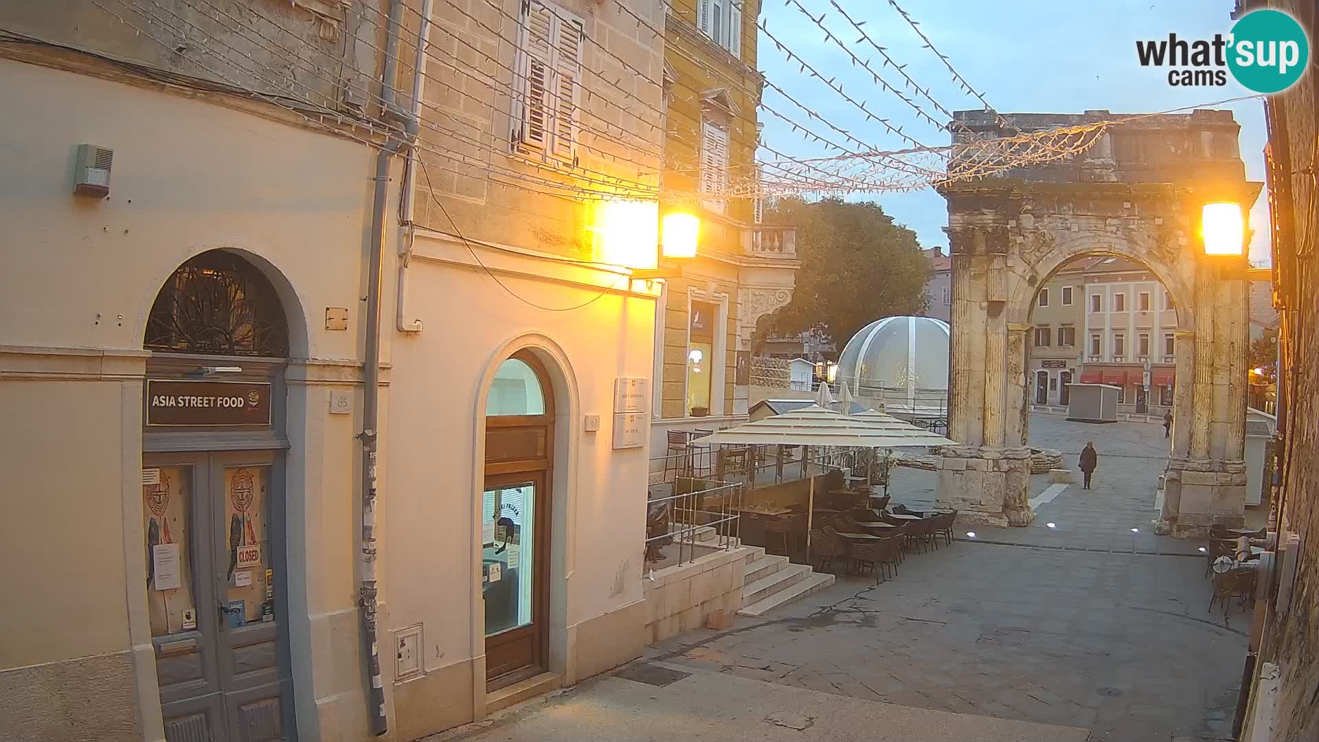 Pula – Zlatna Vrata / Arch of the Sergii