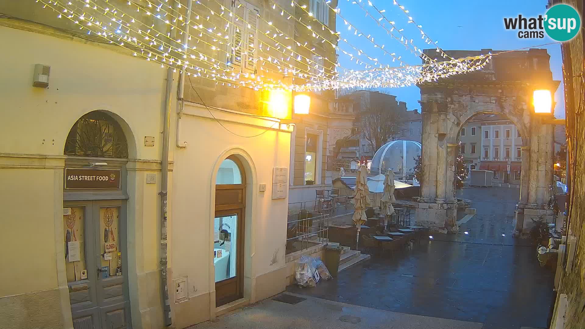 Pula – Zlatna Vrata / Arch of the Sergii