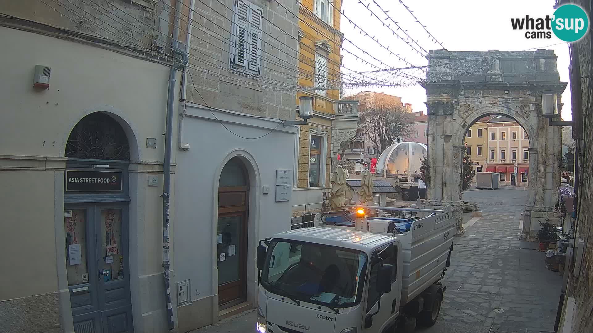 Pula – Zlatna Vrata / Arch of the Sergii