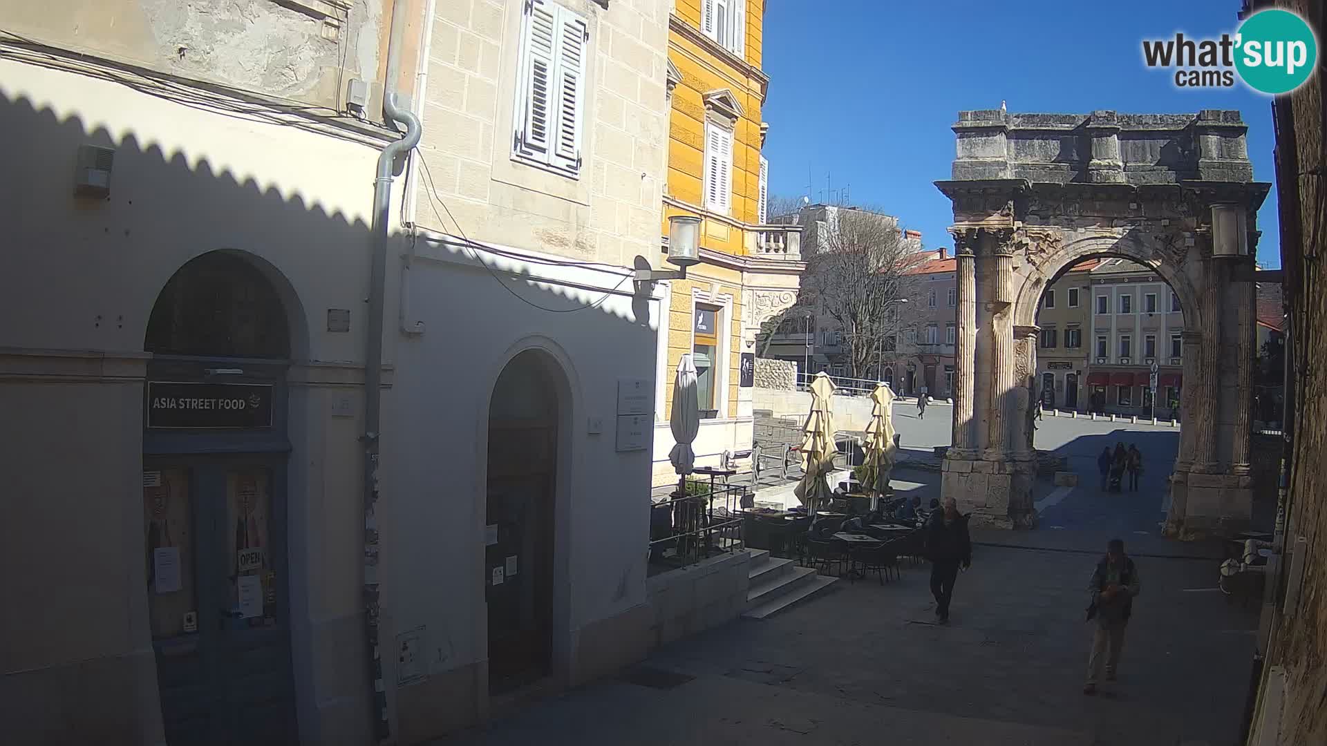 Pula – Zlatna Vrata / Arch of the Sergii