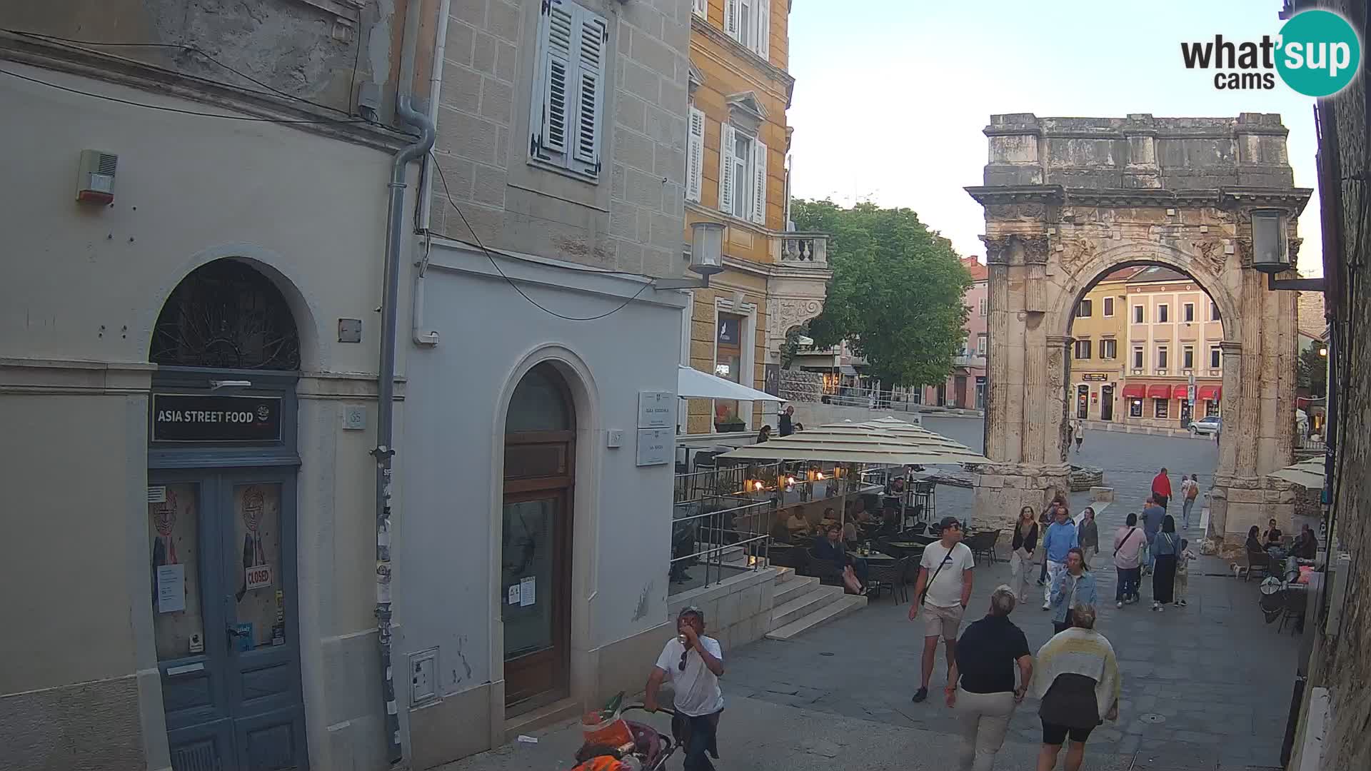 Pula – Zlatna Vrata / Arch of the Sergii