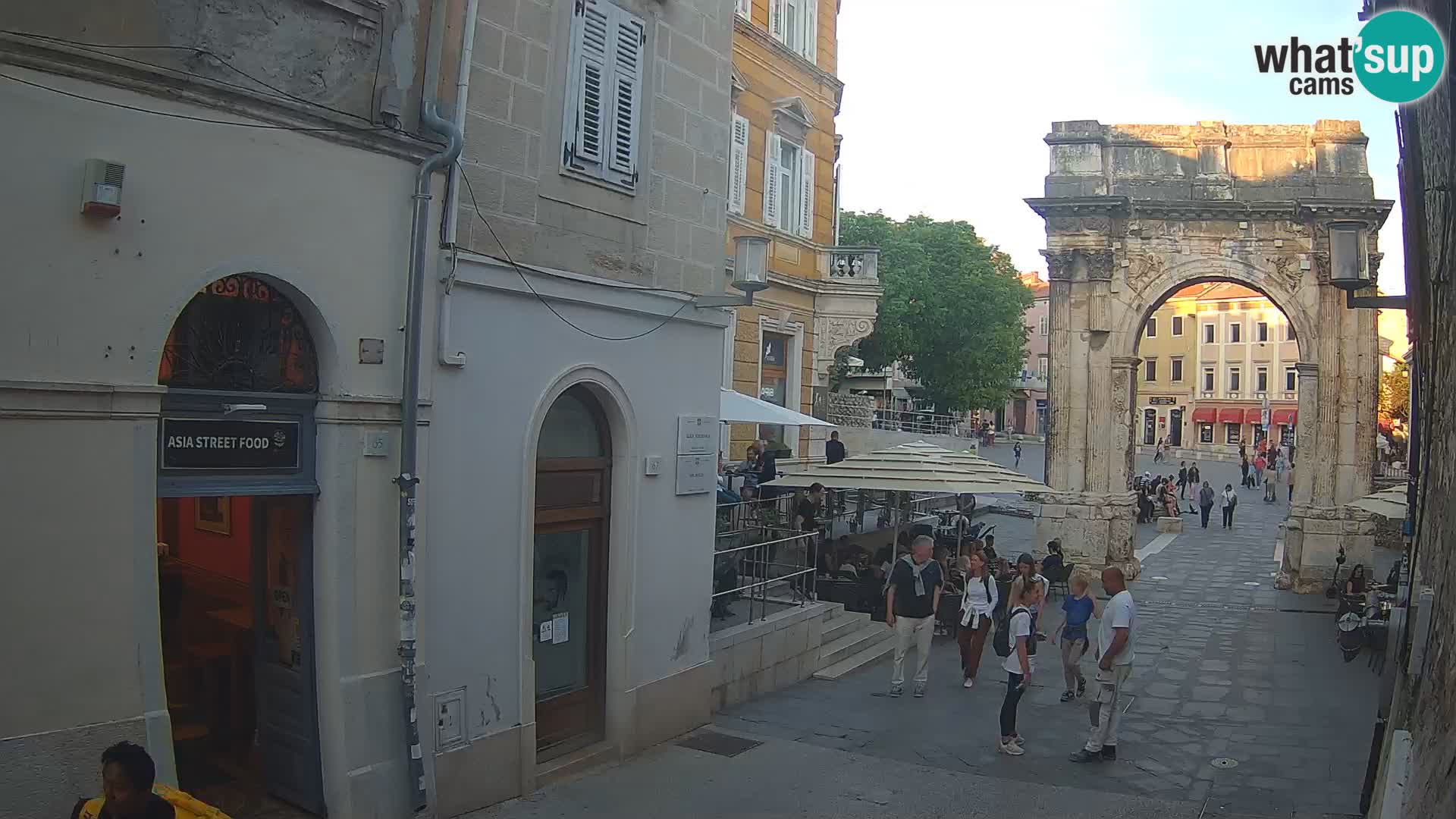 Pula – Zlatna Vrata / Sergierbogen
