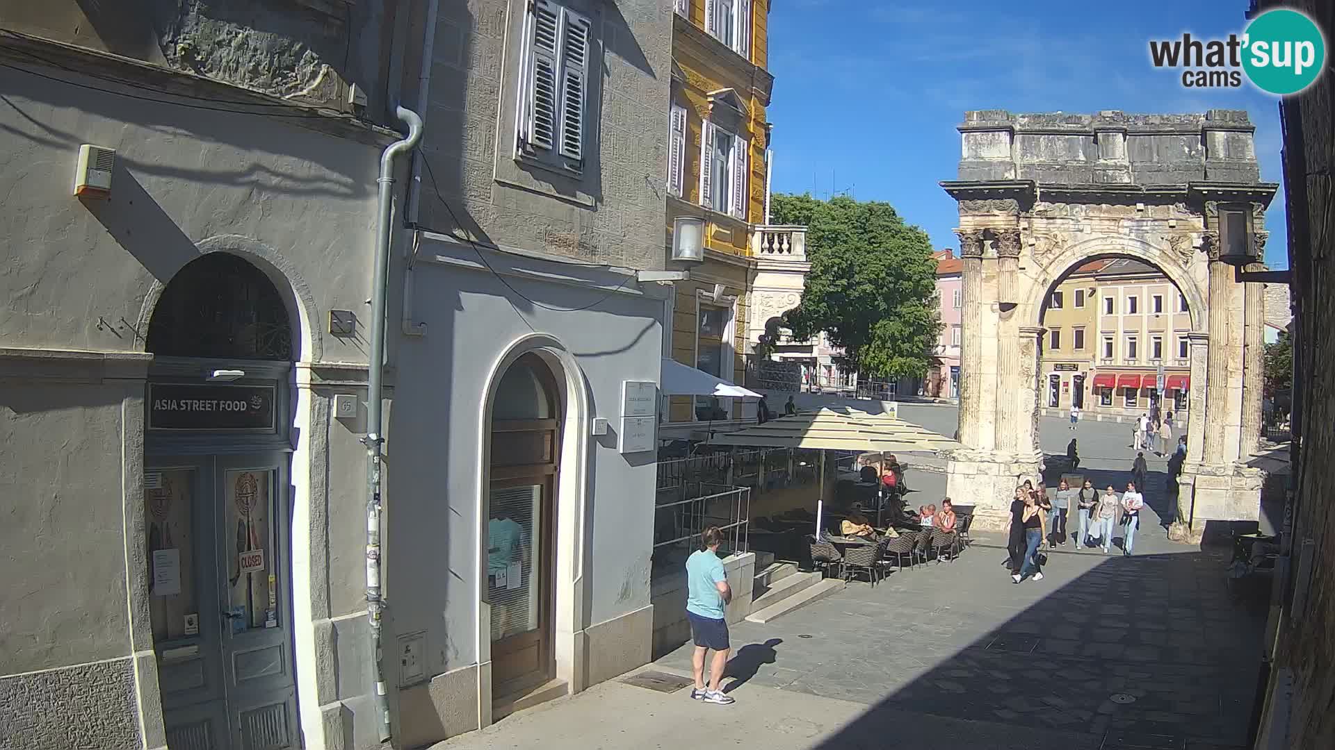 Pula – Zlatna Vrata / Arch of the Sergii