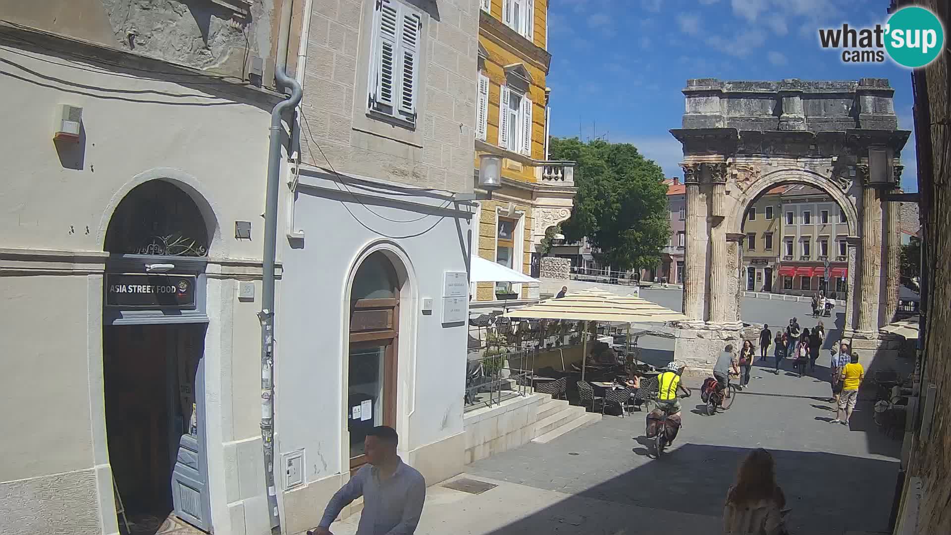 Pula – Zlatna Vrata / Arch of the Sergii