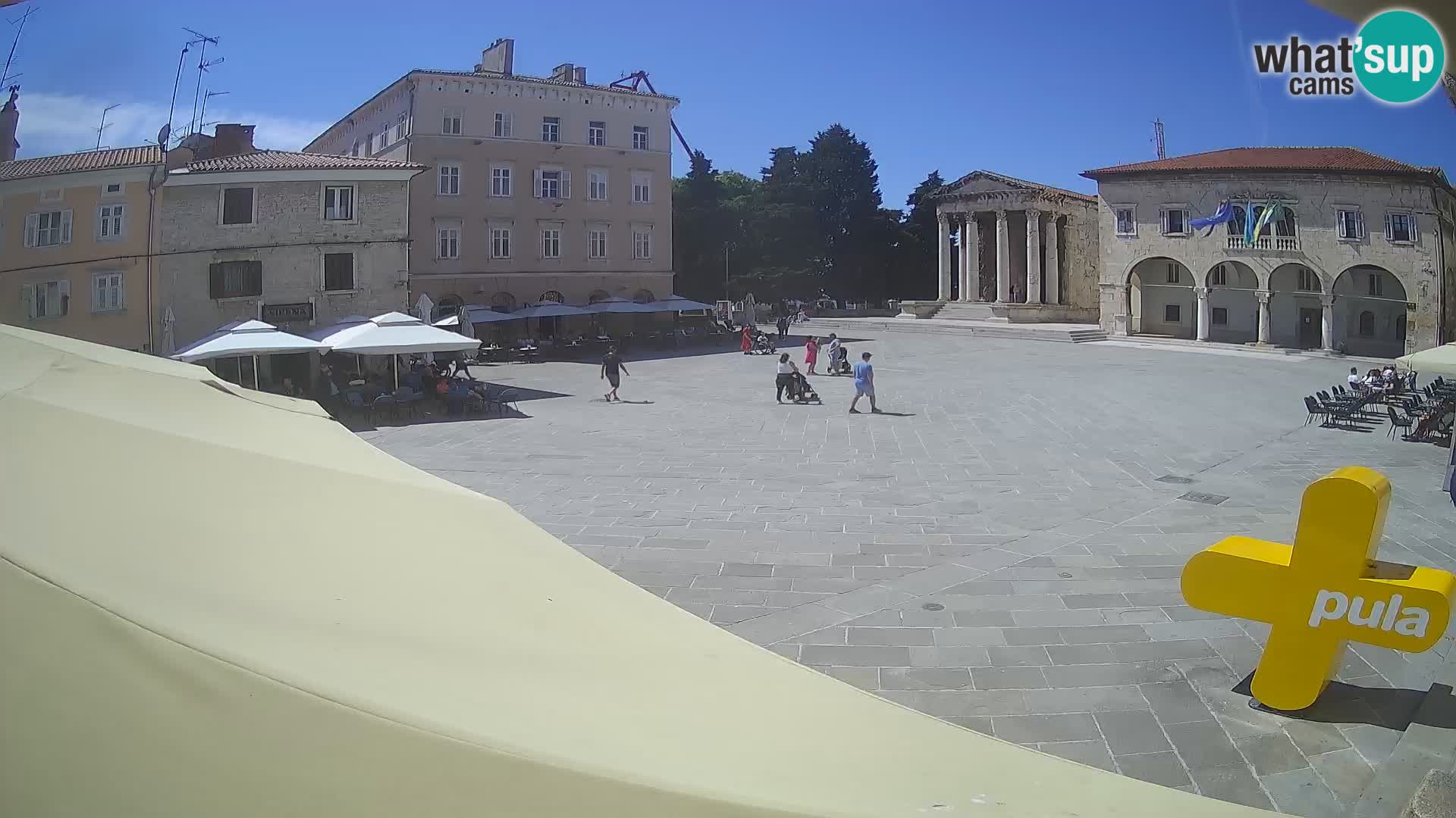 Pula webcam – Forum-Platz und Augustus-Tempel