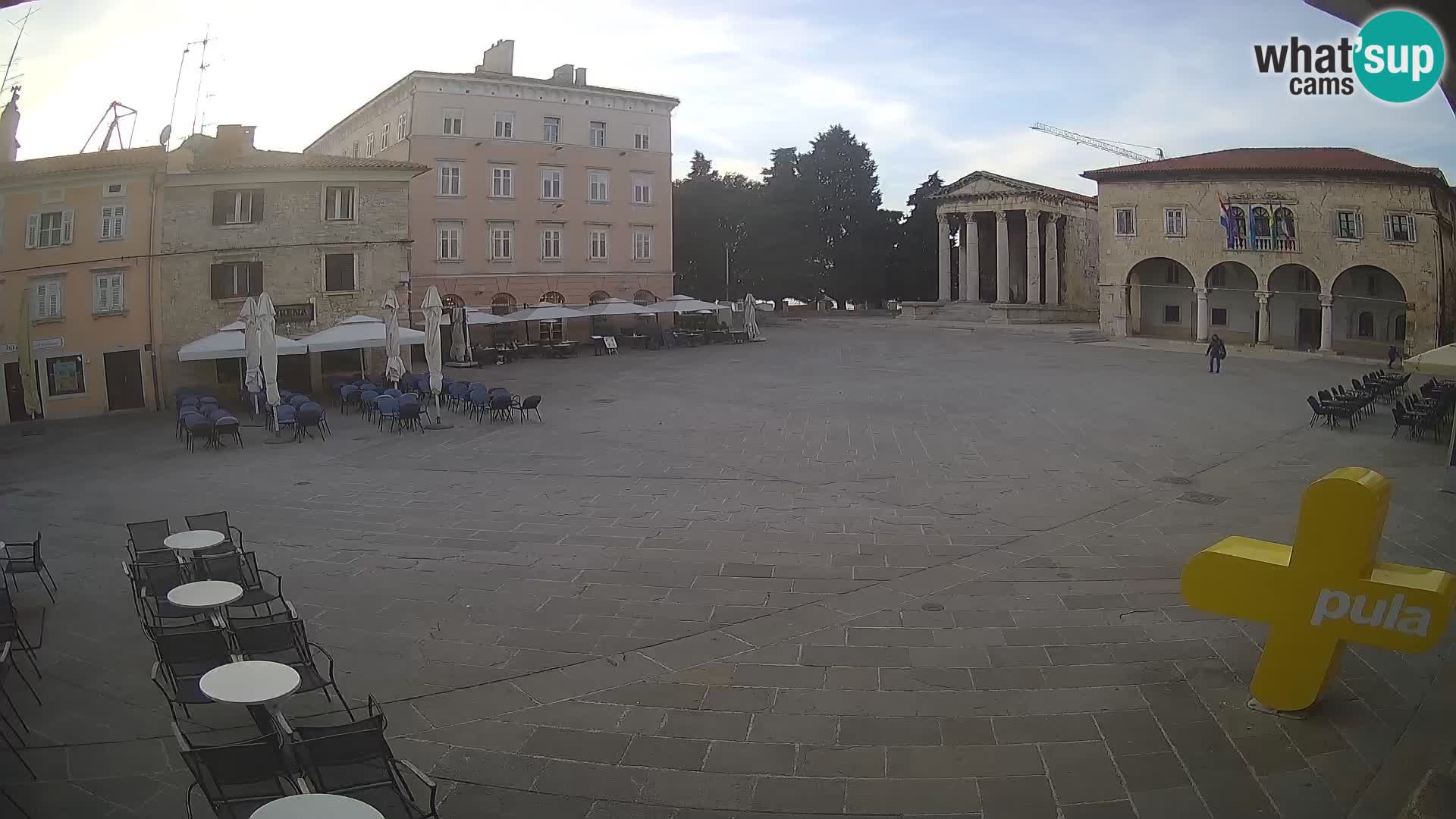 Pula webcam – Forum-Platz und Augustus-Tempel