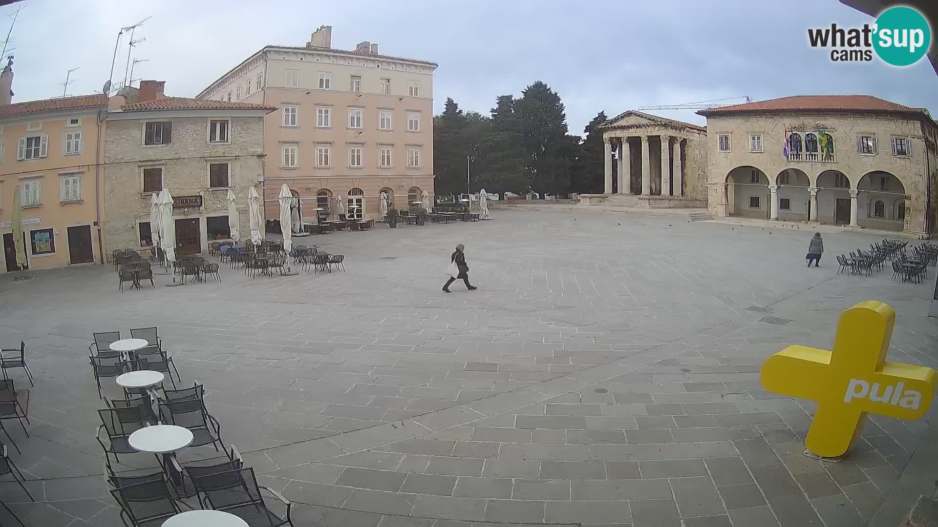 Pula webcam – Forum-Platz und Augustus-Tempel