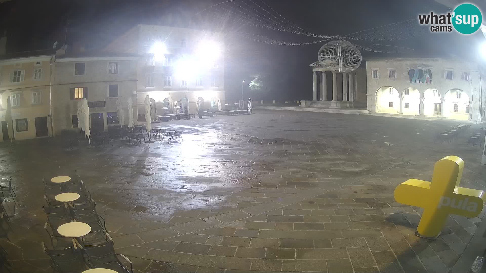 Pula webcam – Forum-Platz und Augustus-Tempel