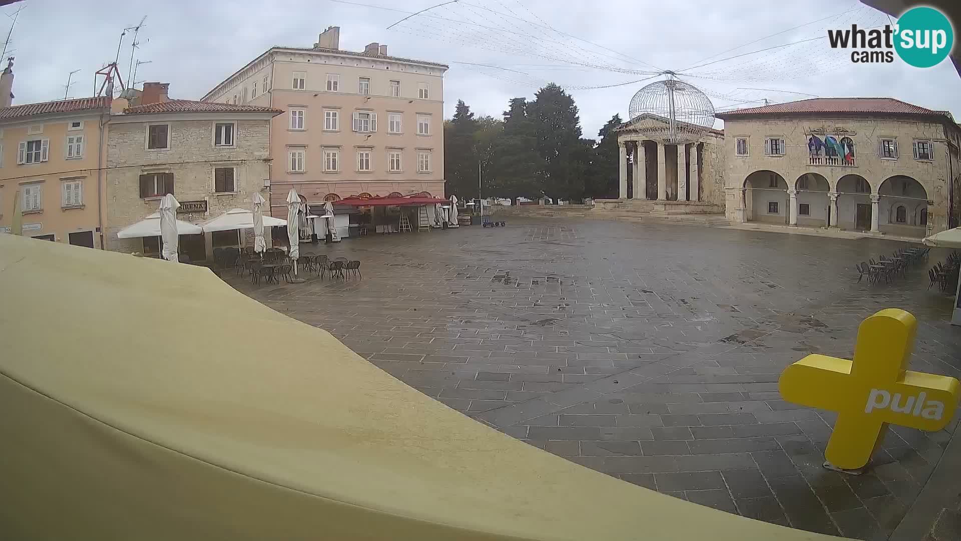 Pula webcam – Forum-Platz und Augustus-Tempel