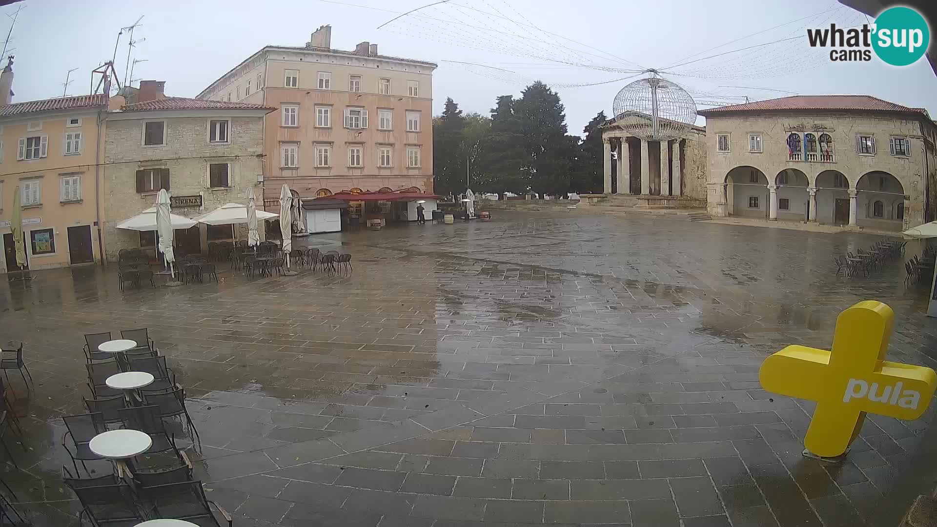 Pula webcam – Forum-Platz und Augustus-Tempel