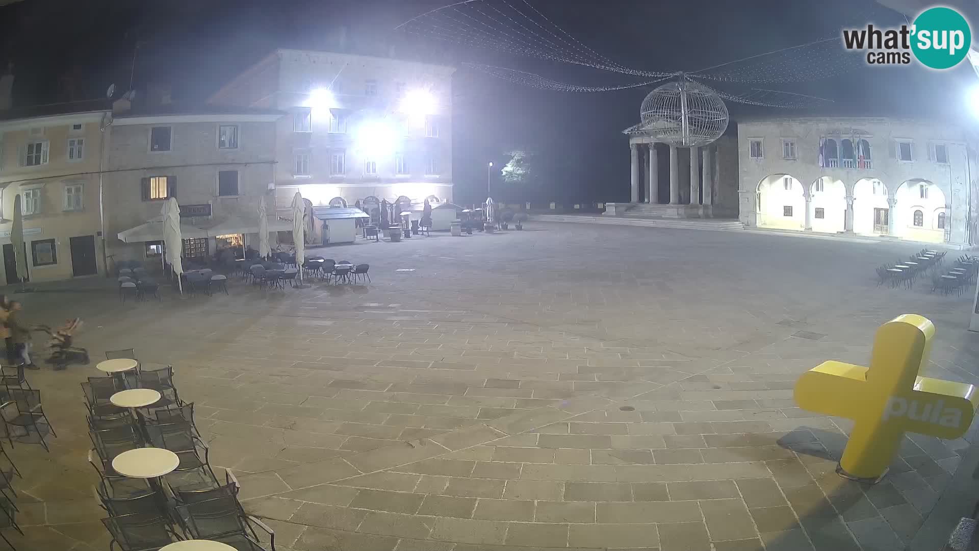 Pula webcam – Forum-Platz und Augustus-Tempel