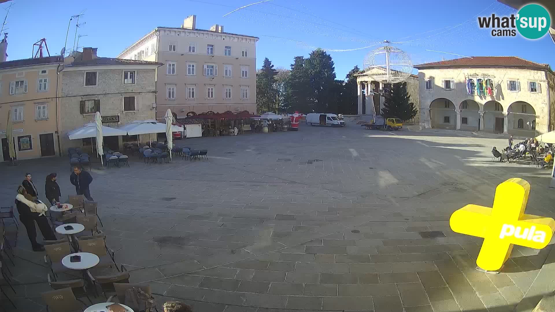 Pula webcam – Forum-Platz und Augustus-Tempel