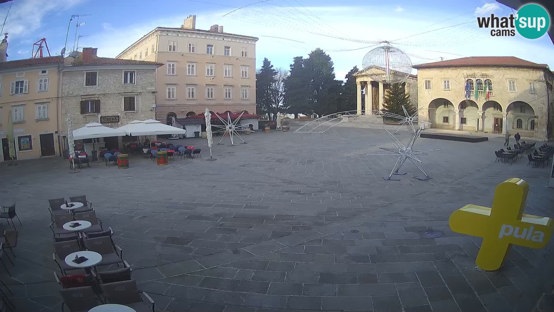 Pula webcam – Forum-Platz und Augustus-Tempel