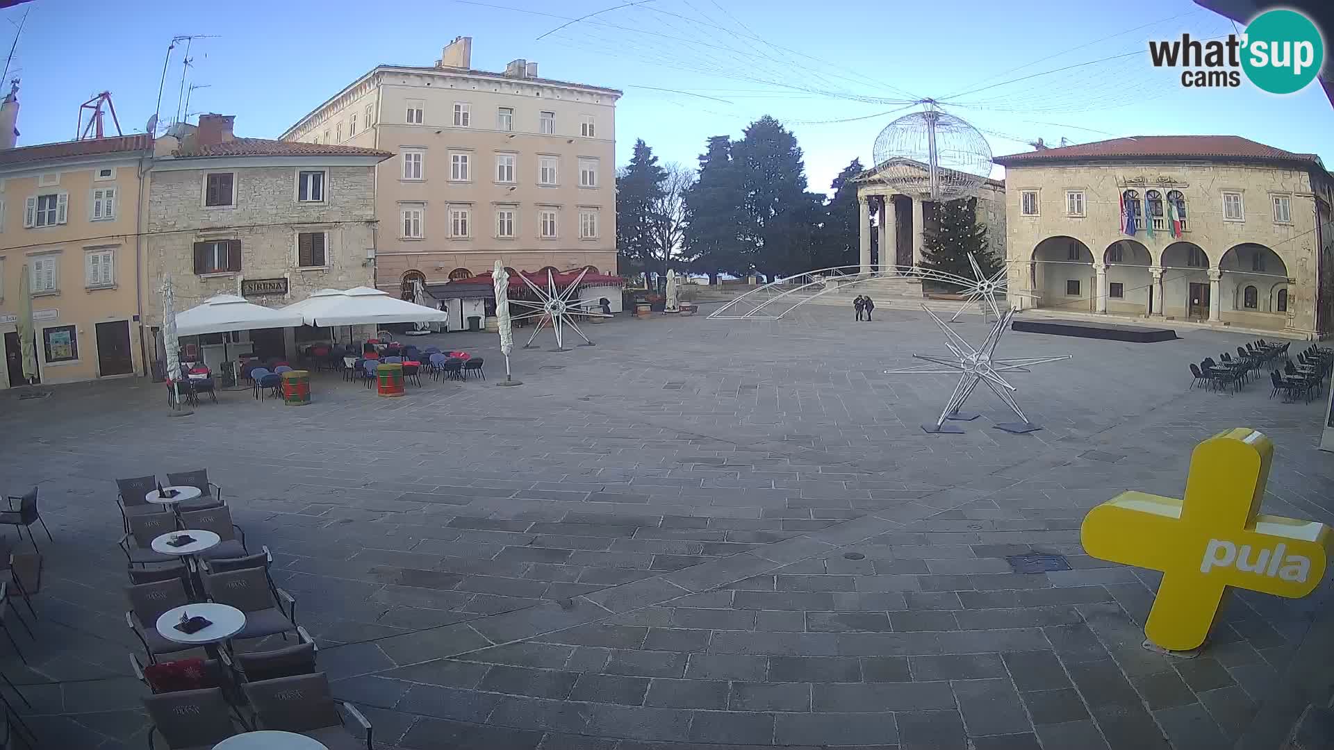 Pula webcam – Forum-Platz und Augustus-Tempel