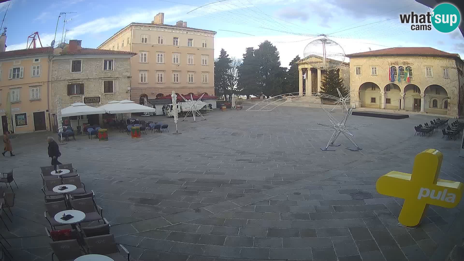 Pula webcam – Forum-Platz und Augustus-Tempel