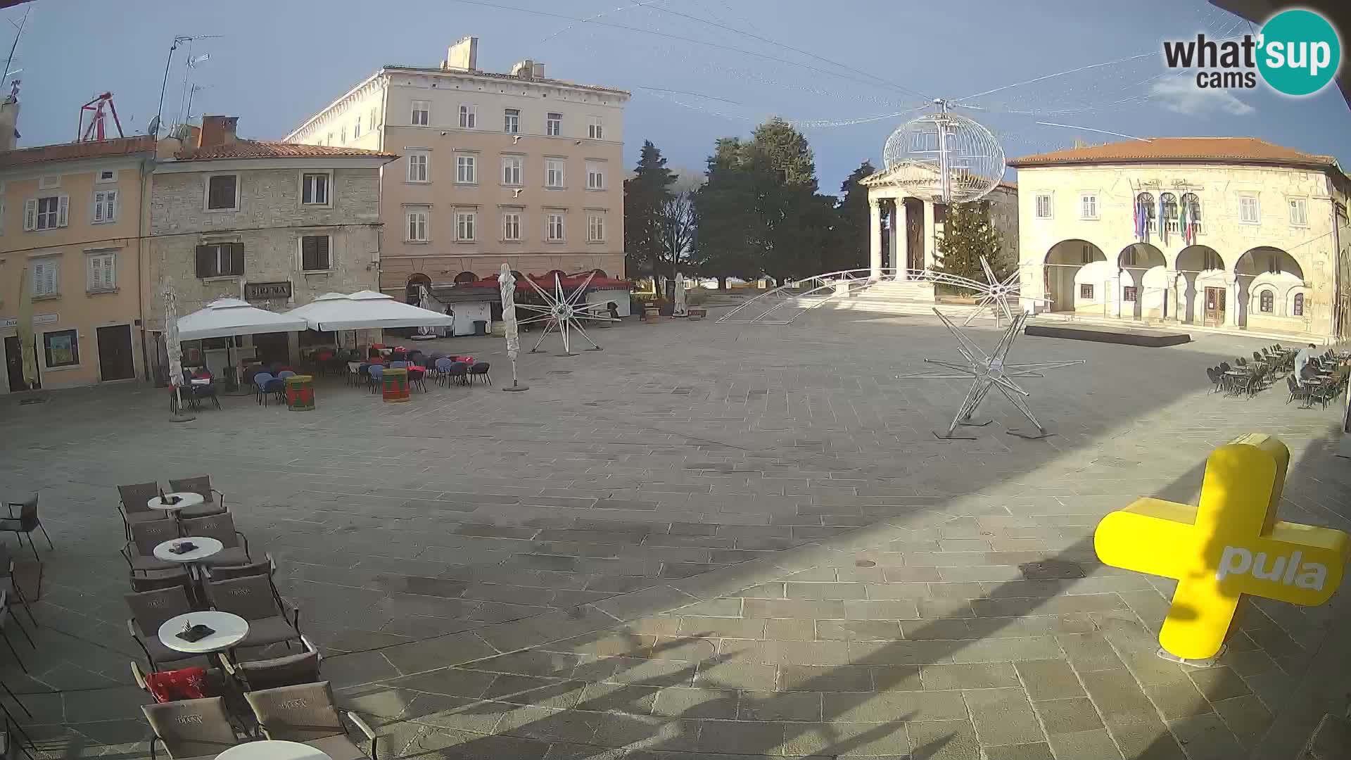 Pula webcam – Forum-Platz und Augustus-Tempel