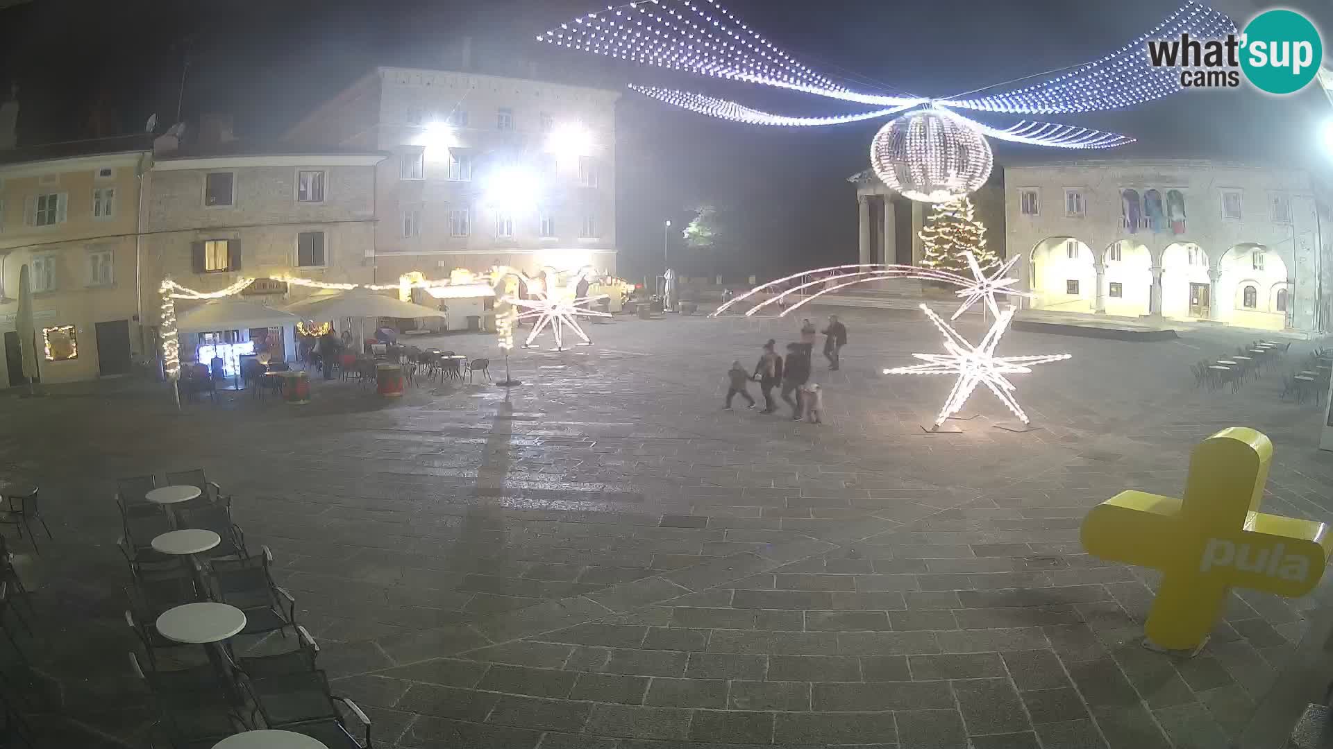 Pula webcam – Forum-Platz und Augustus-Tempel