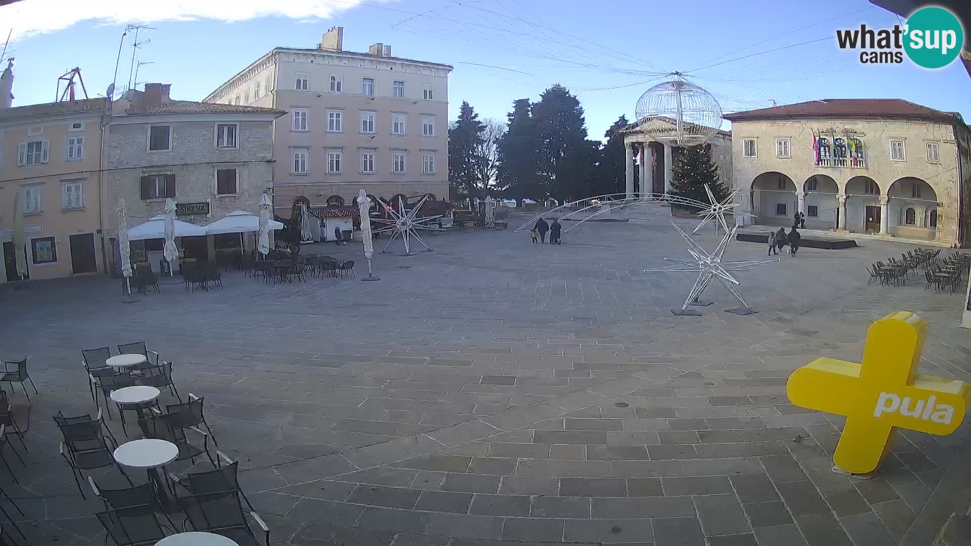 Pula webcam – Forum-Platz und Augustus-Tempel