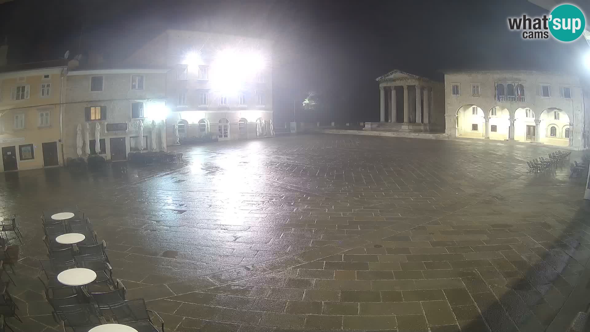 Pula – Live view of the Forum and the Tample of Augustus