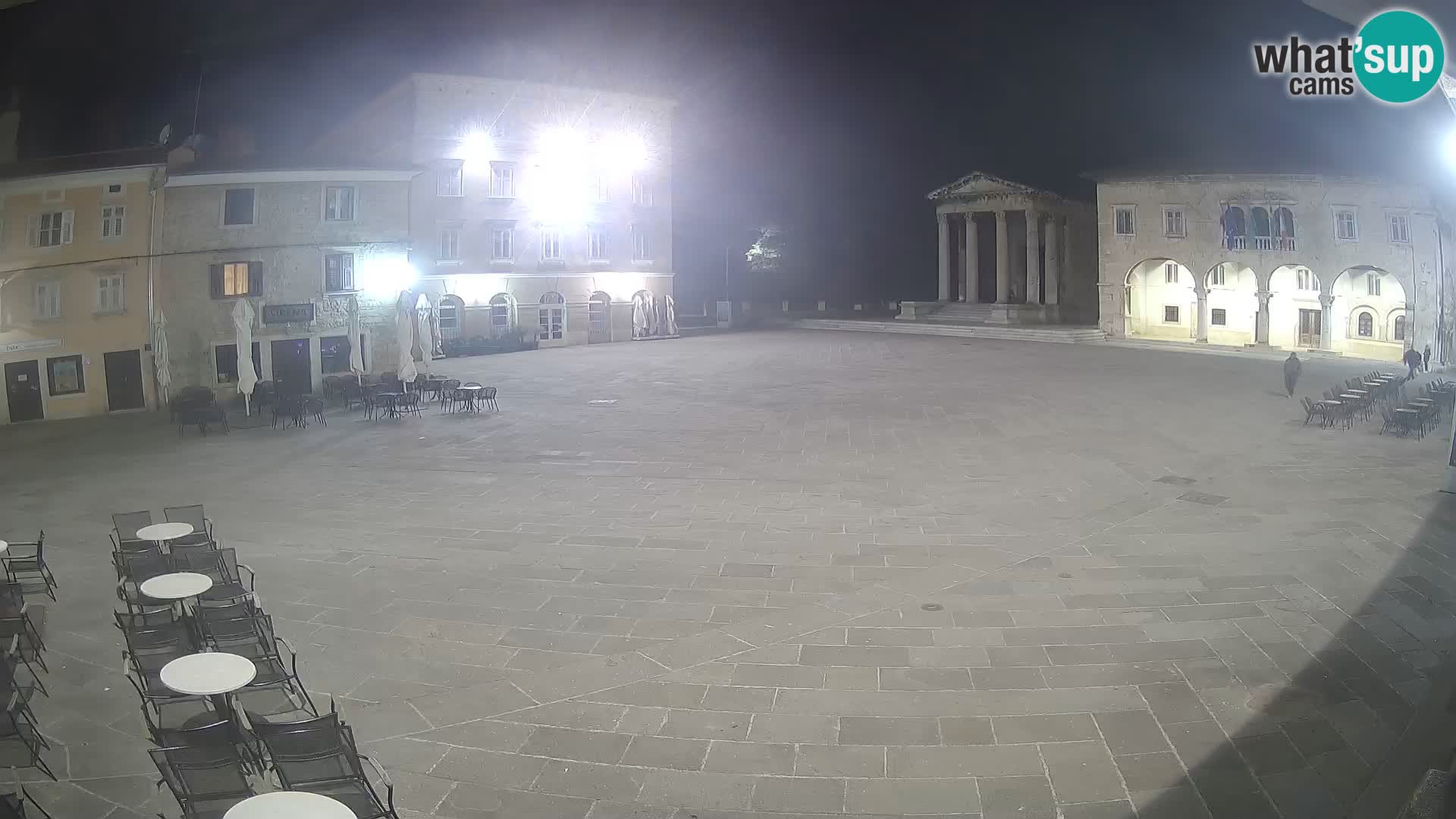 Pula – Live view of the Forum and the Tample of Augustus