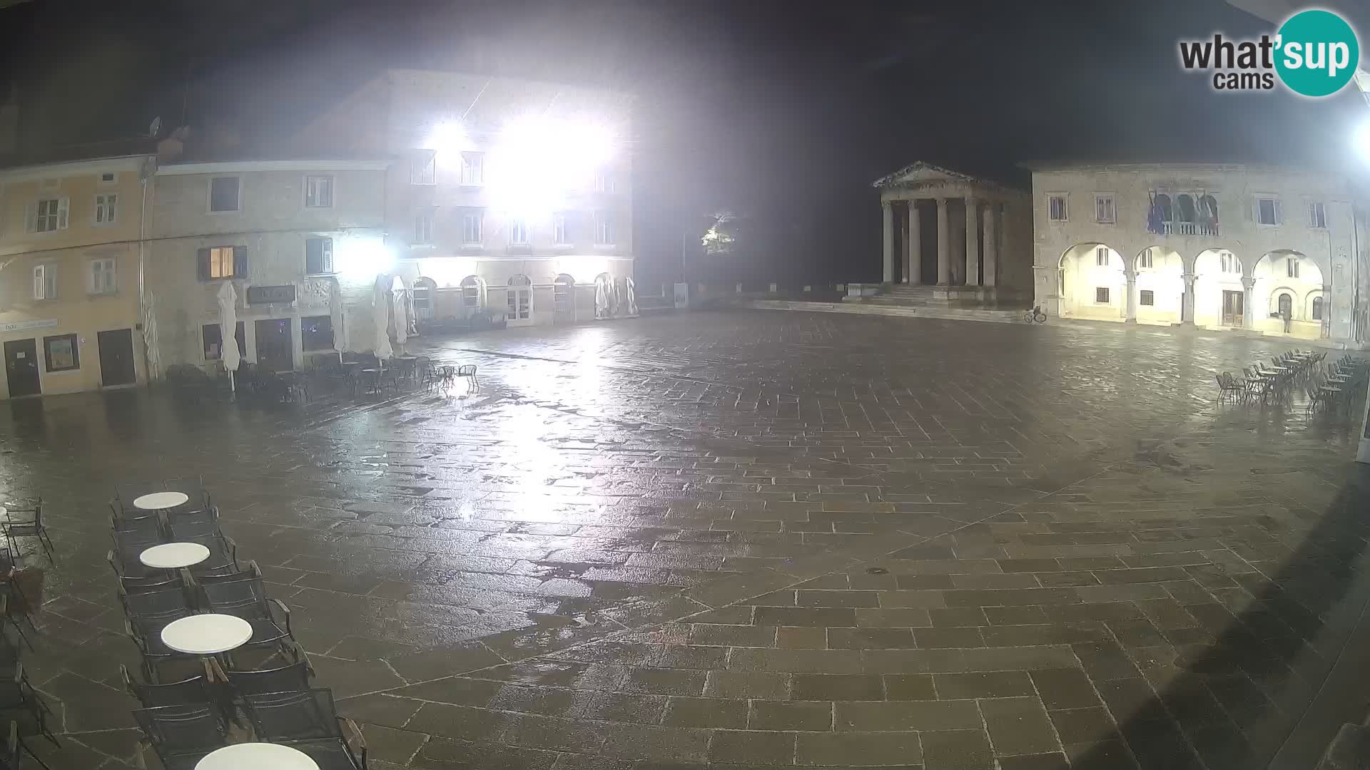 Pula – Live view of the Forum and the Tample of Augustus