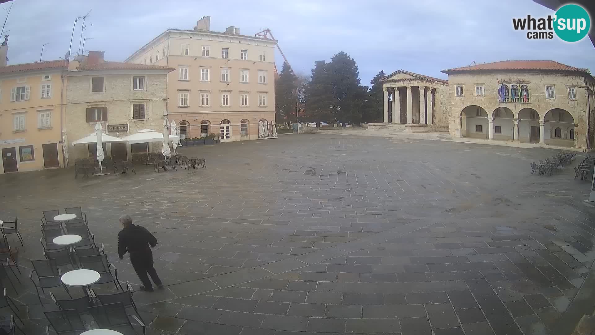 Pula webcam – Forum-Platz und Augustus-Tempel