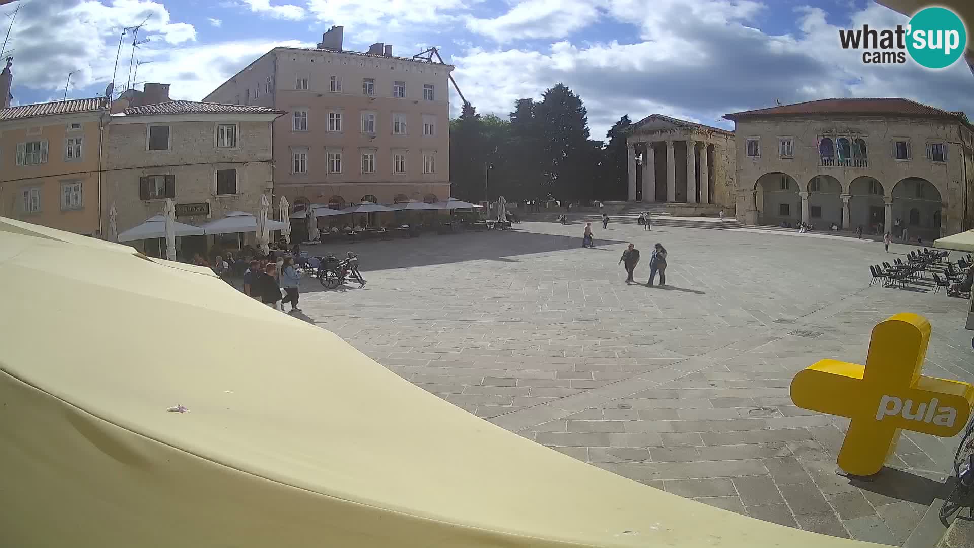 Pula webcam – Forum-Platz und Augustus-Tempel