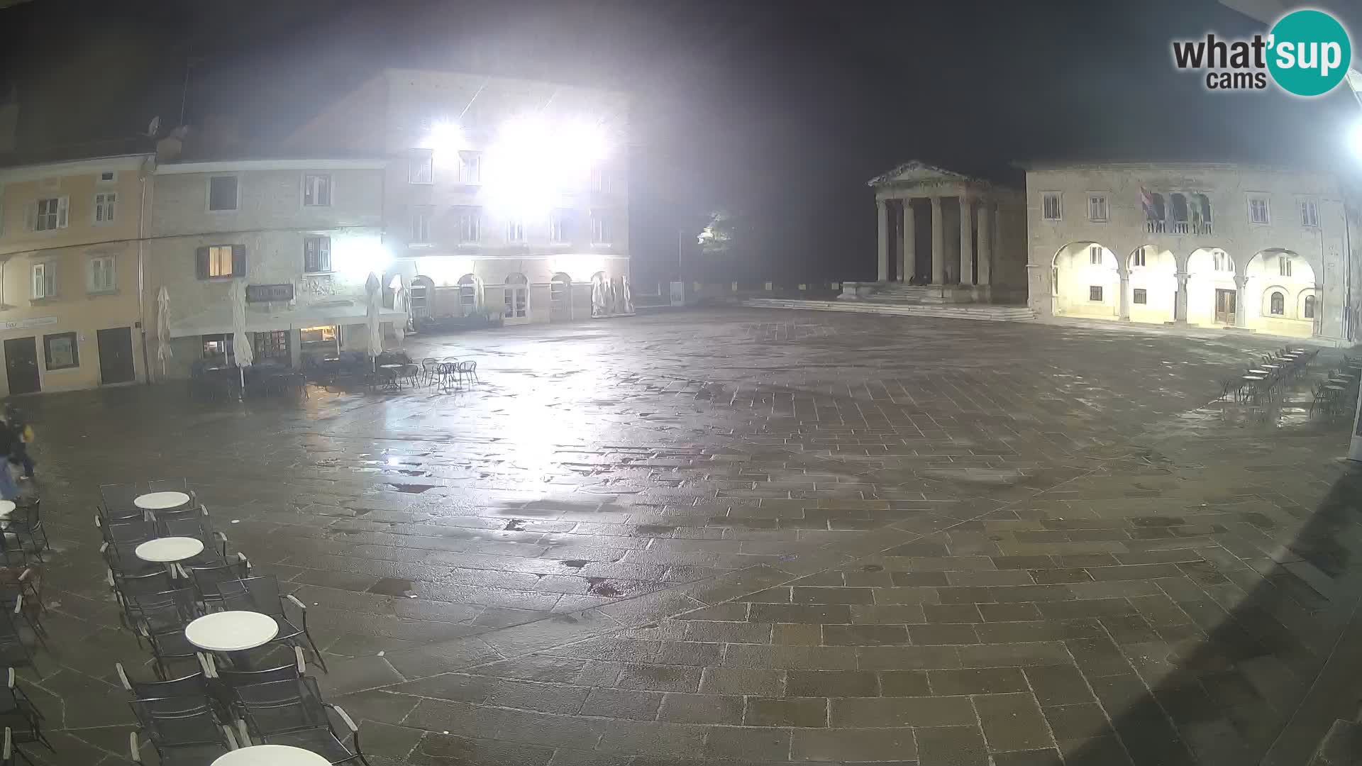 Pula – Live view of the Forum and the Tample of Augustus