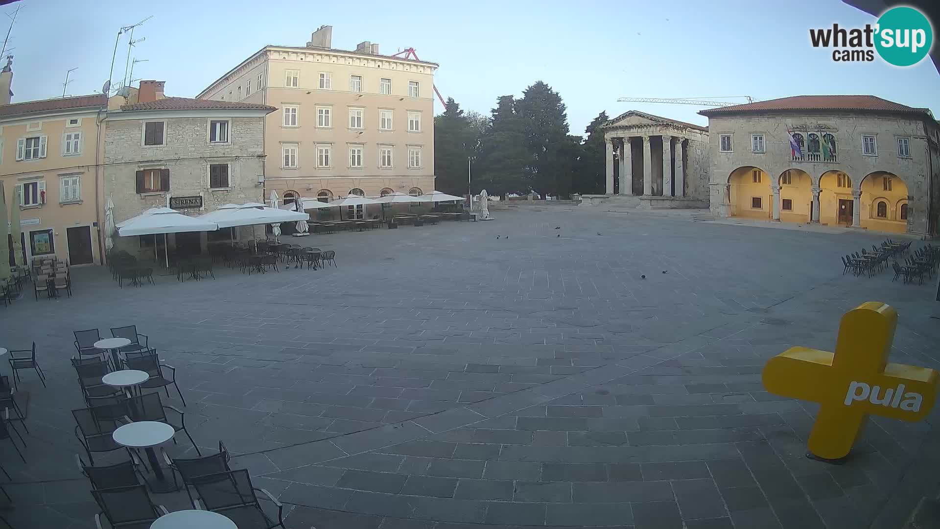 Pula webcam – Forum-Platz und Augustus-Tempel