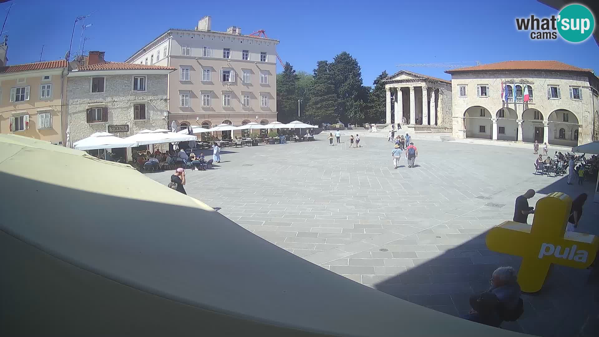 Pula webcam – Forum-Platz und Augustus-Tempel