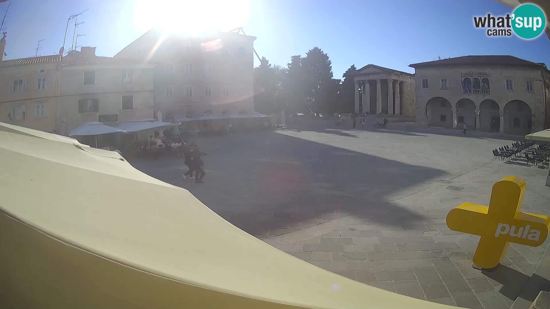 Pula webcam – Forum-Platz und Augustus-Tempel