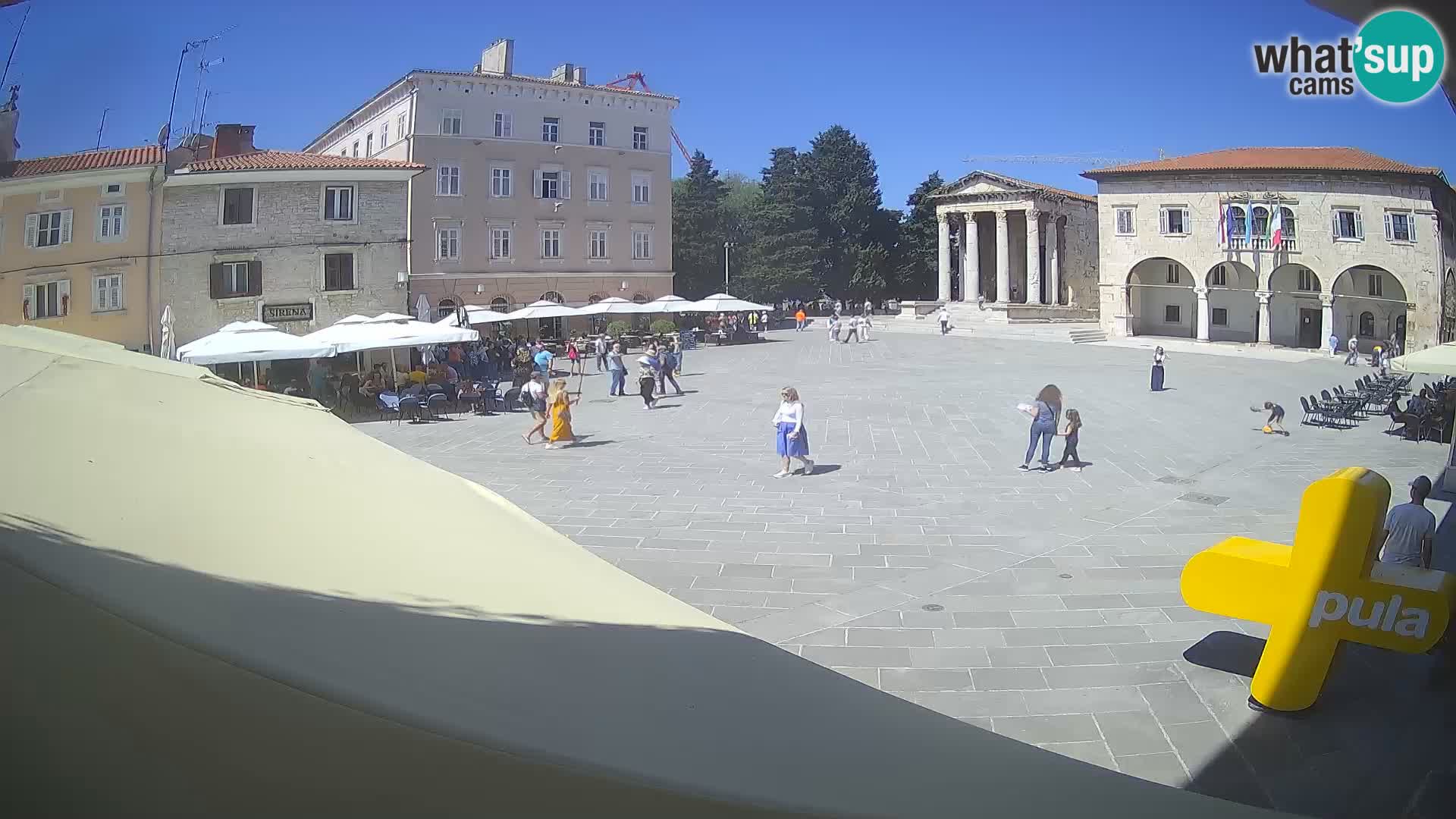 Pula webcam – Forum-Platz und Augustus-Tempel