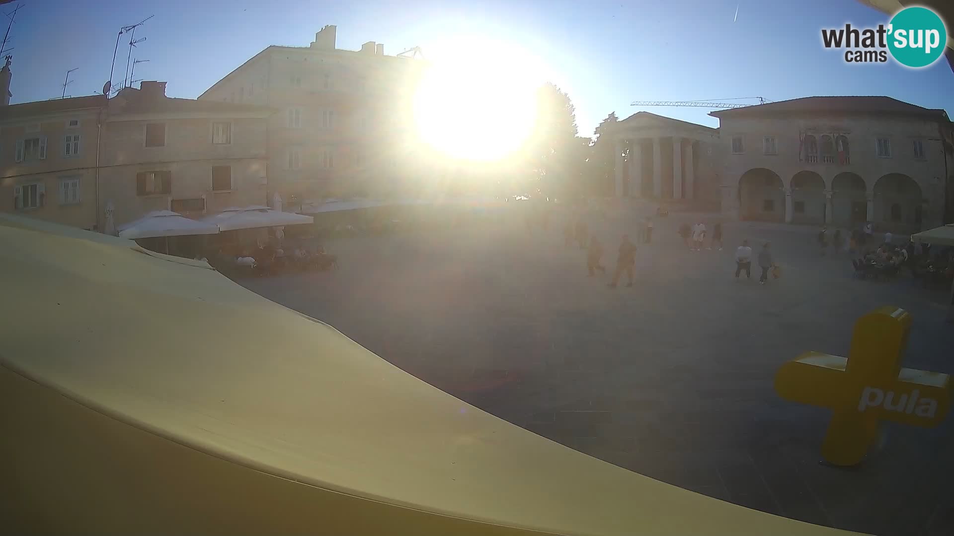 Pula webcam – Forum-Platz und Augustus-Tempel