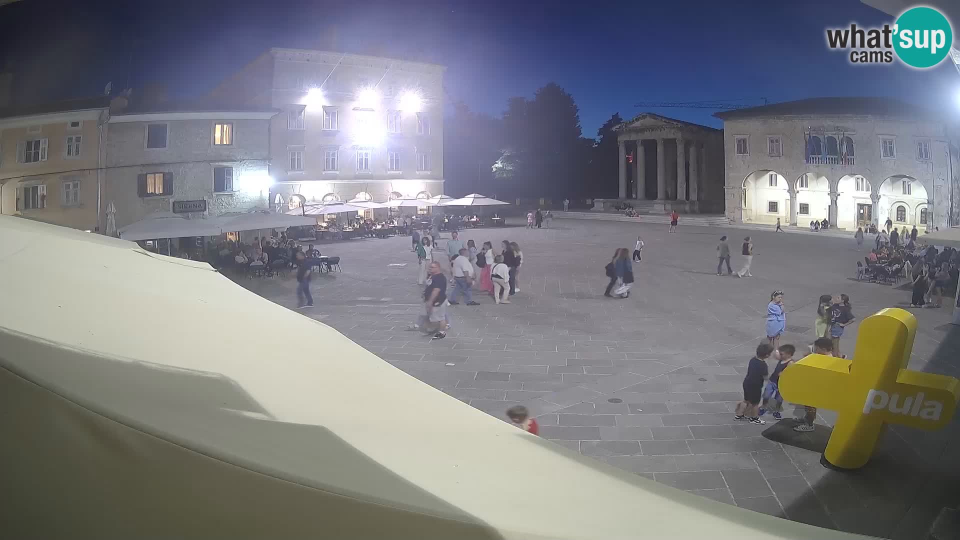 Pula webcam – Forum-Platz und Augustus-Tempel