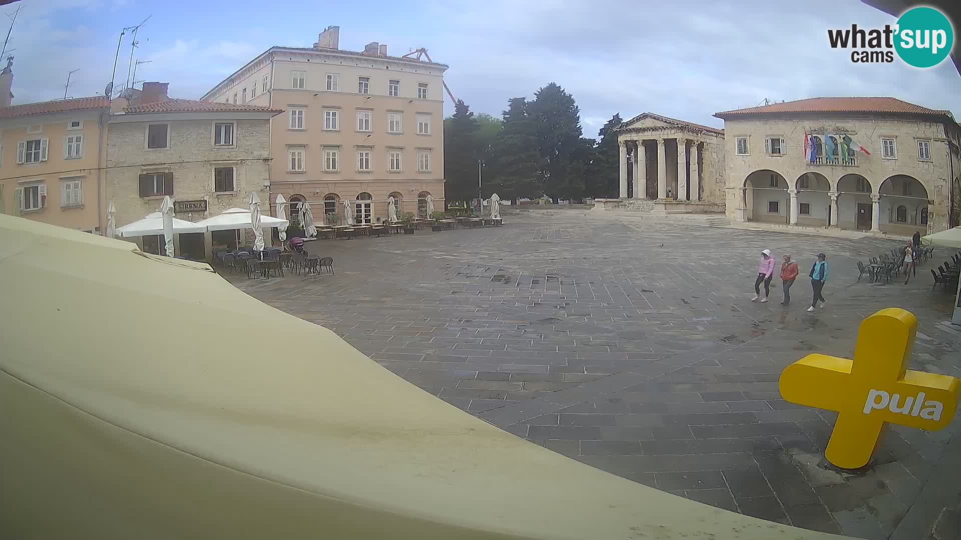 Pula webcam – Forum-Platz und Augustus-Tempel